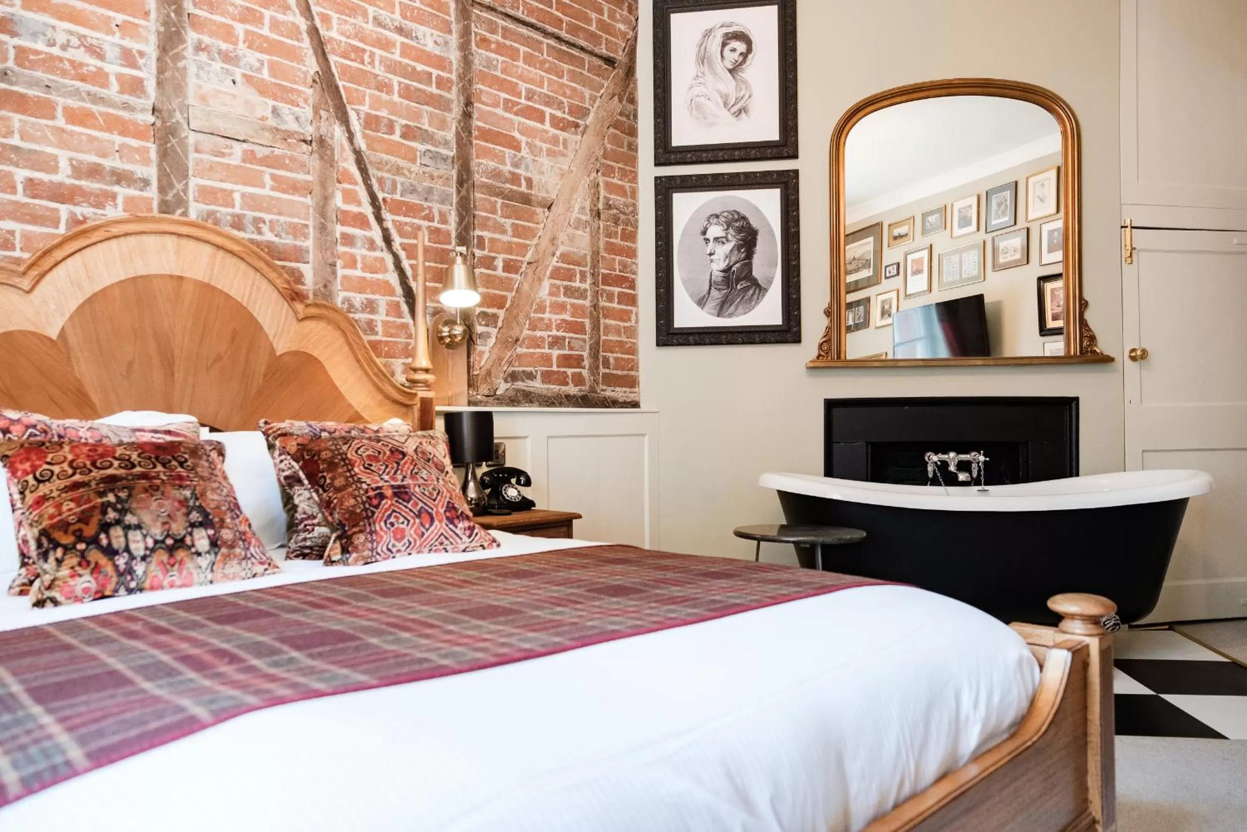 Suite in Wykeham Arms