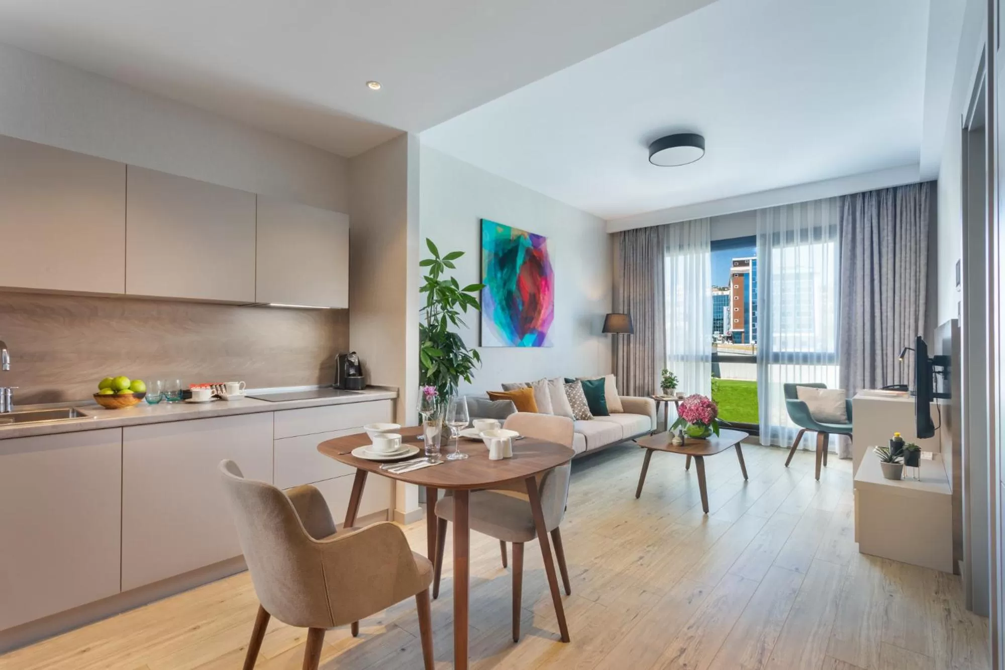 Superior King Suite in Antwell Suites