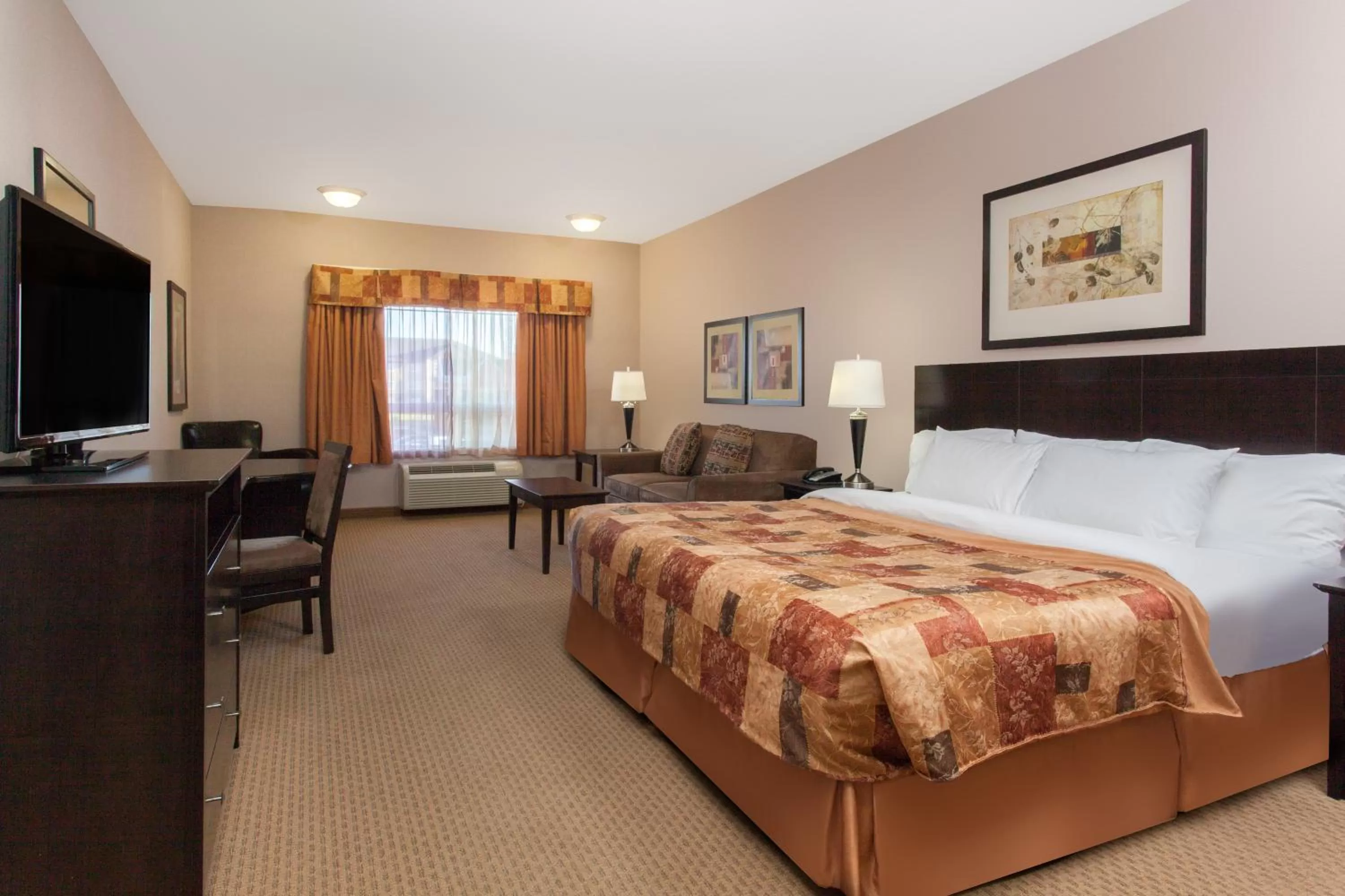 King Room with Sofa Bed in Ramada by Wyndham Brooks