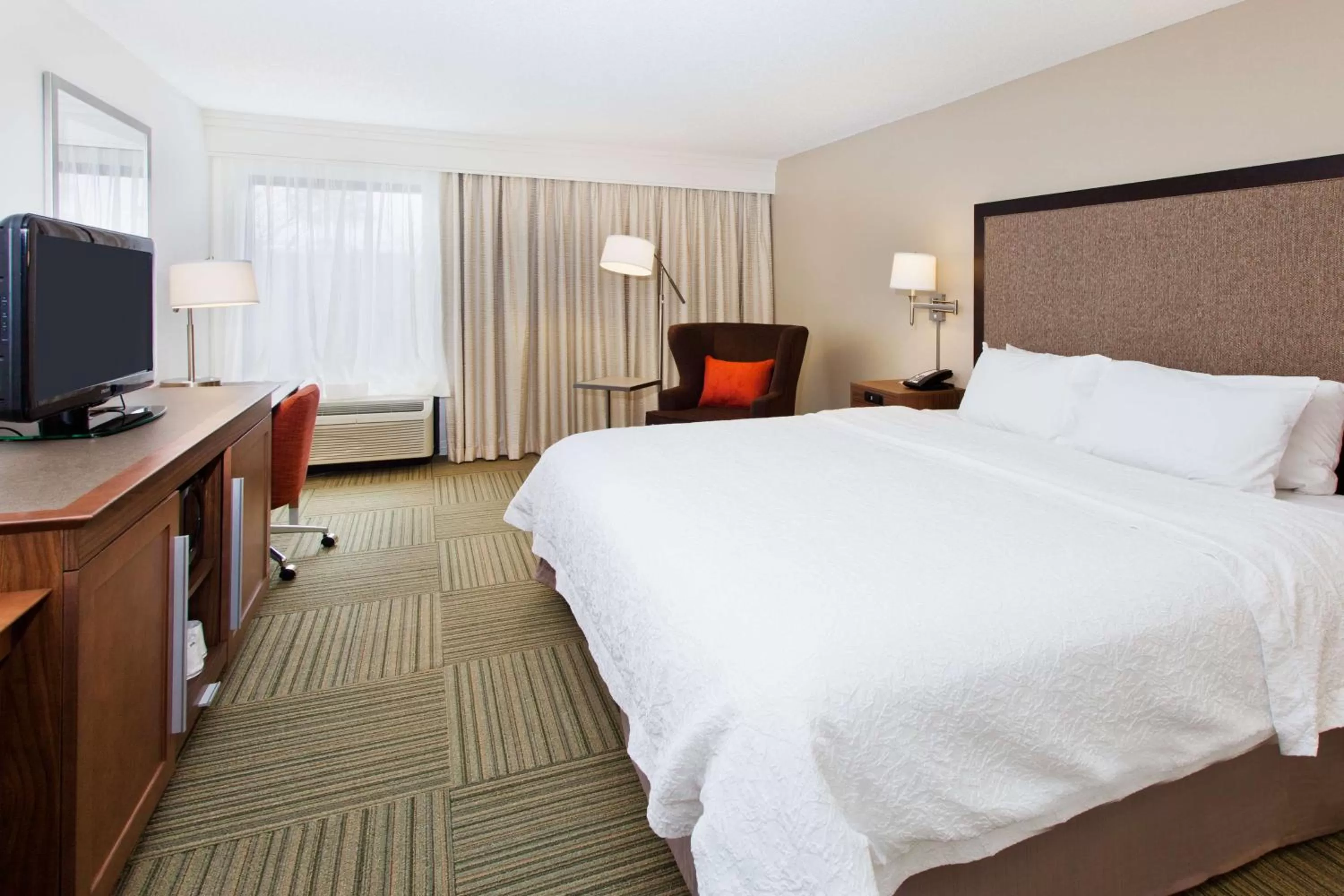 King Room - Ground Floor in Hampton Inn Bremen