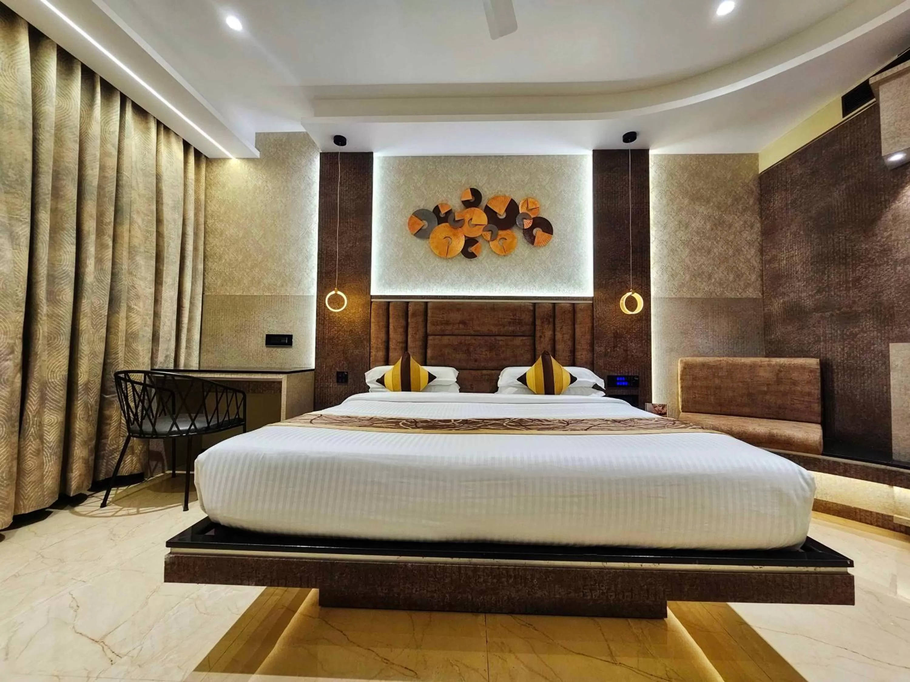 Superior King Room - single occupancy in Malligi,Hampi