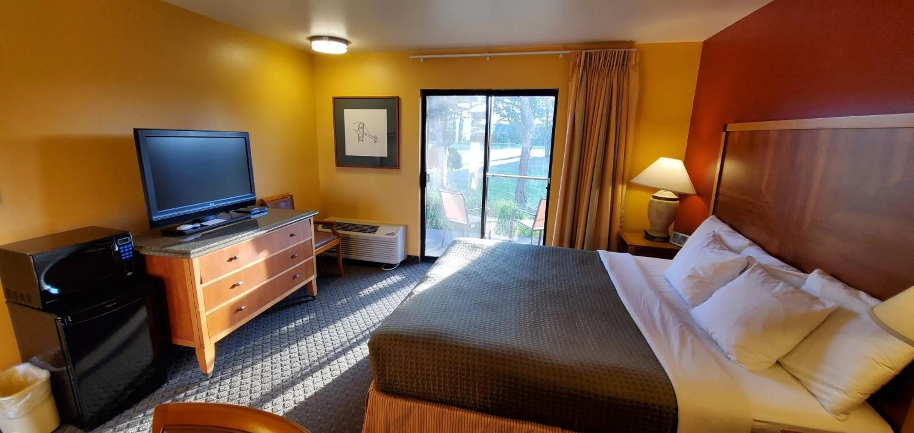 King Room in Olympic View Inn