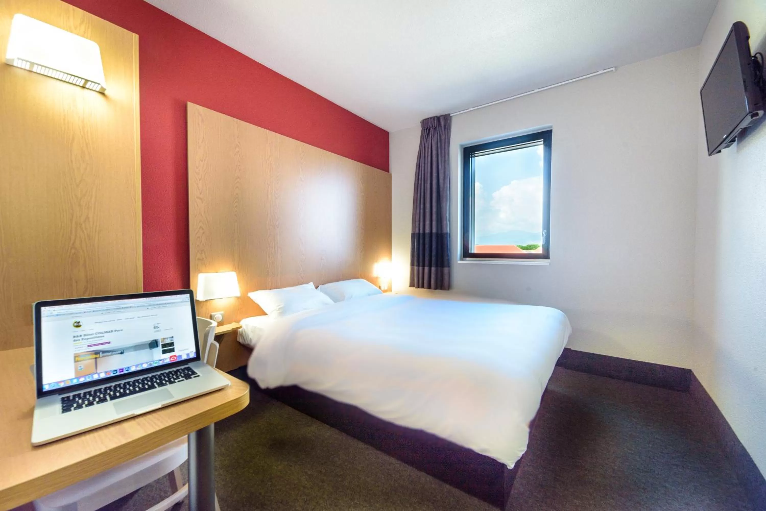Double Room in B&B HOTEL Colmar Expo