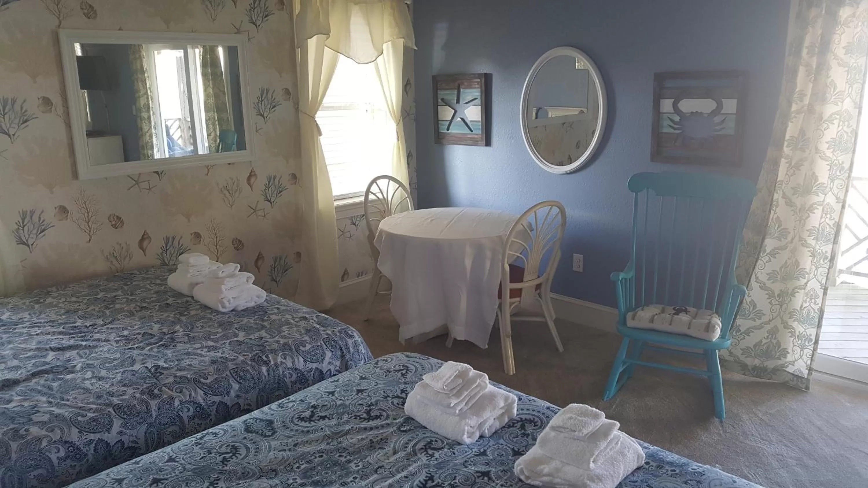 Quadruple Room with Sea View in Pierhouse Bed & Breakfast