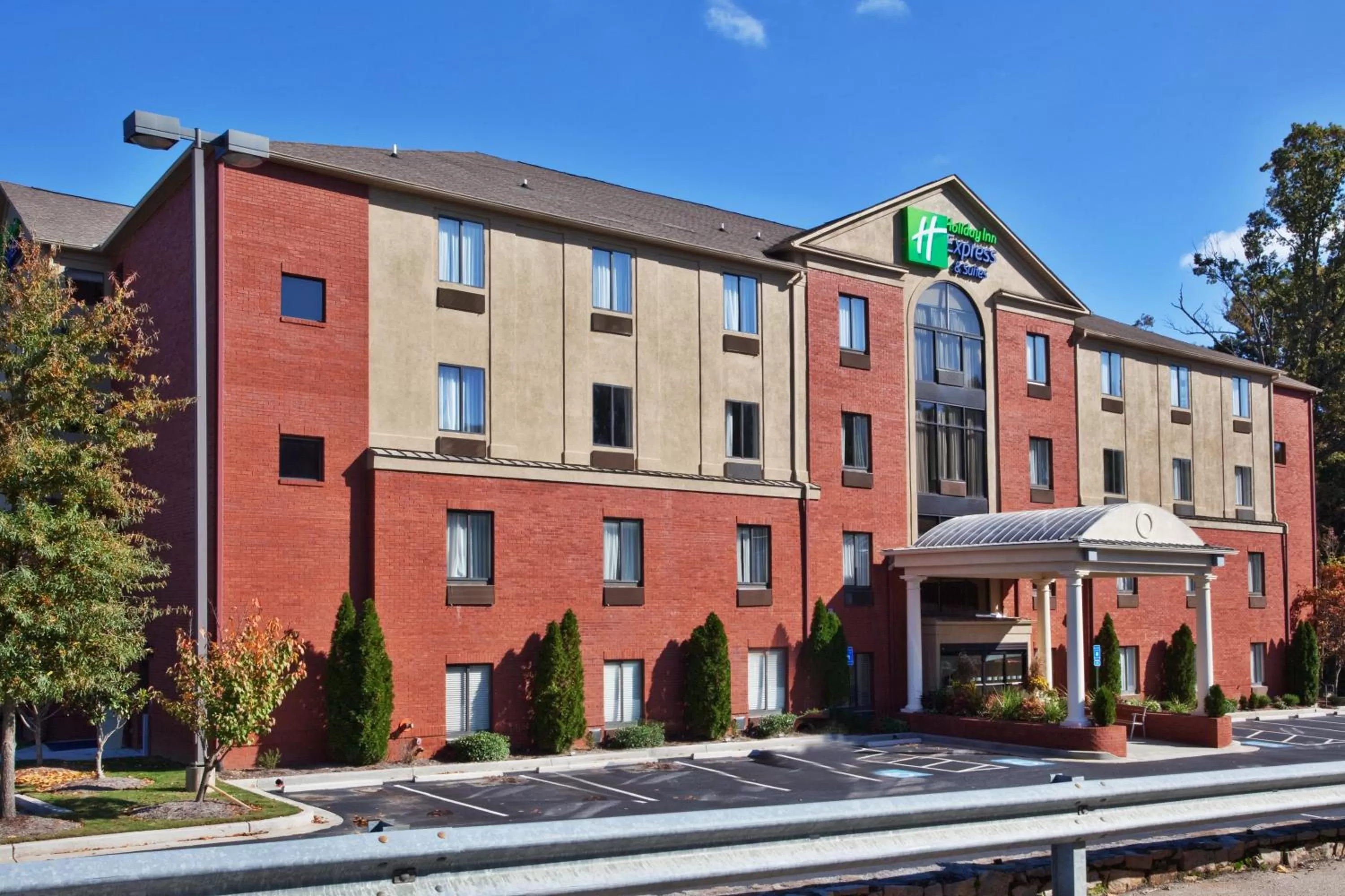 Holiday Inn Express Hotel & Suites - Atlanta/Emory University Area by IHG