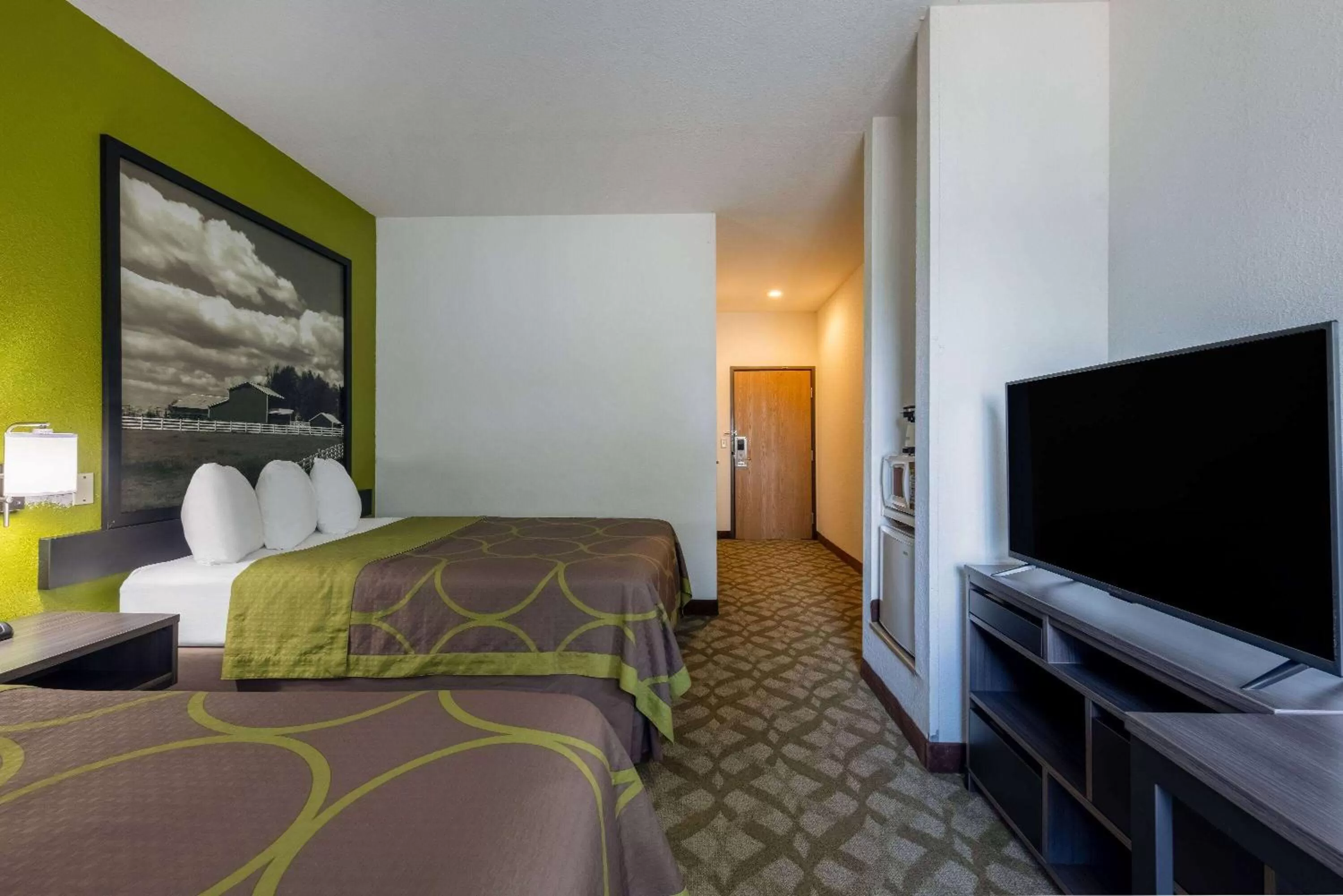 2 Queen Beds, Mobility Accessible Room, Non-Smoking Room  in Super 8 by Wyndham De Soto