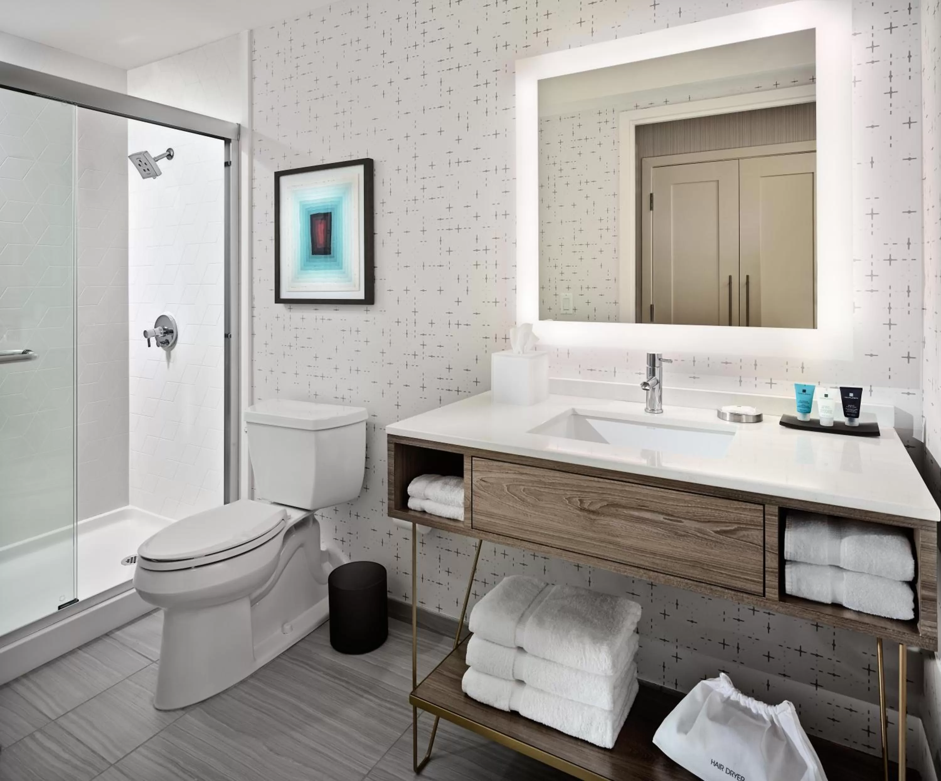 Premium Corner King Room in Crowne Plaza North Augusta, by IHG