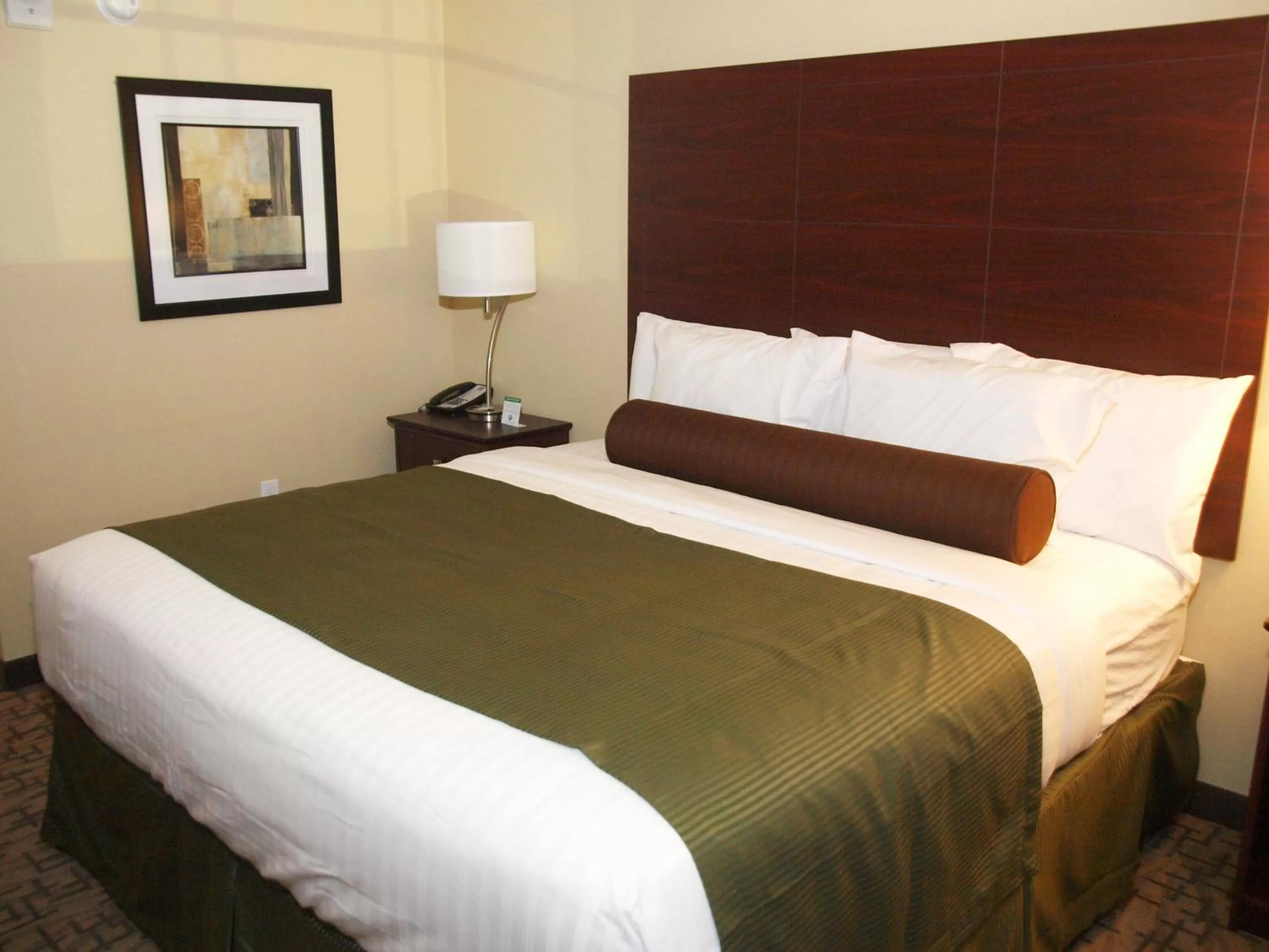 King Room - Disability Access in Cobblestone Inn & Suites - Vinton, LA