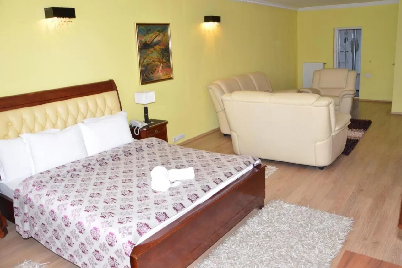 Deluxe Double Room in Hotel Begolli