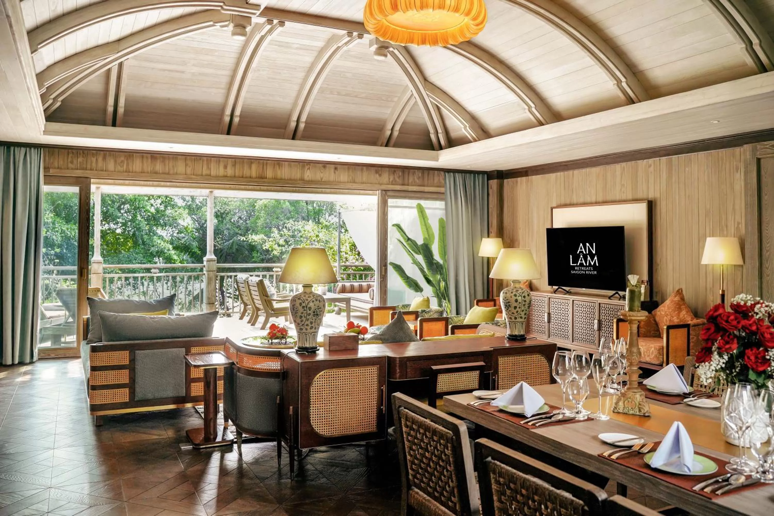 River View Signature Suite in An Lam Retreats Saigon River