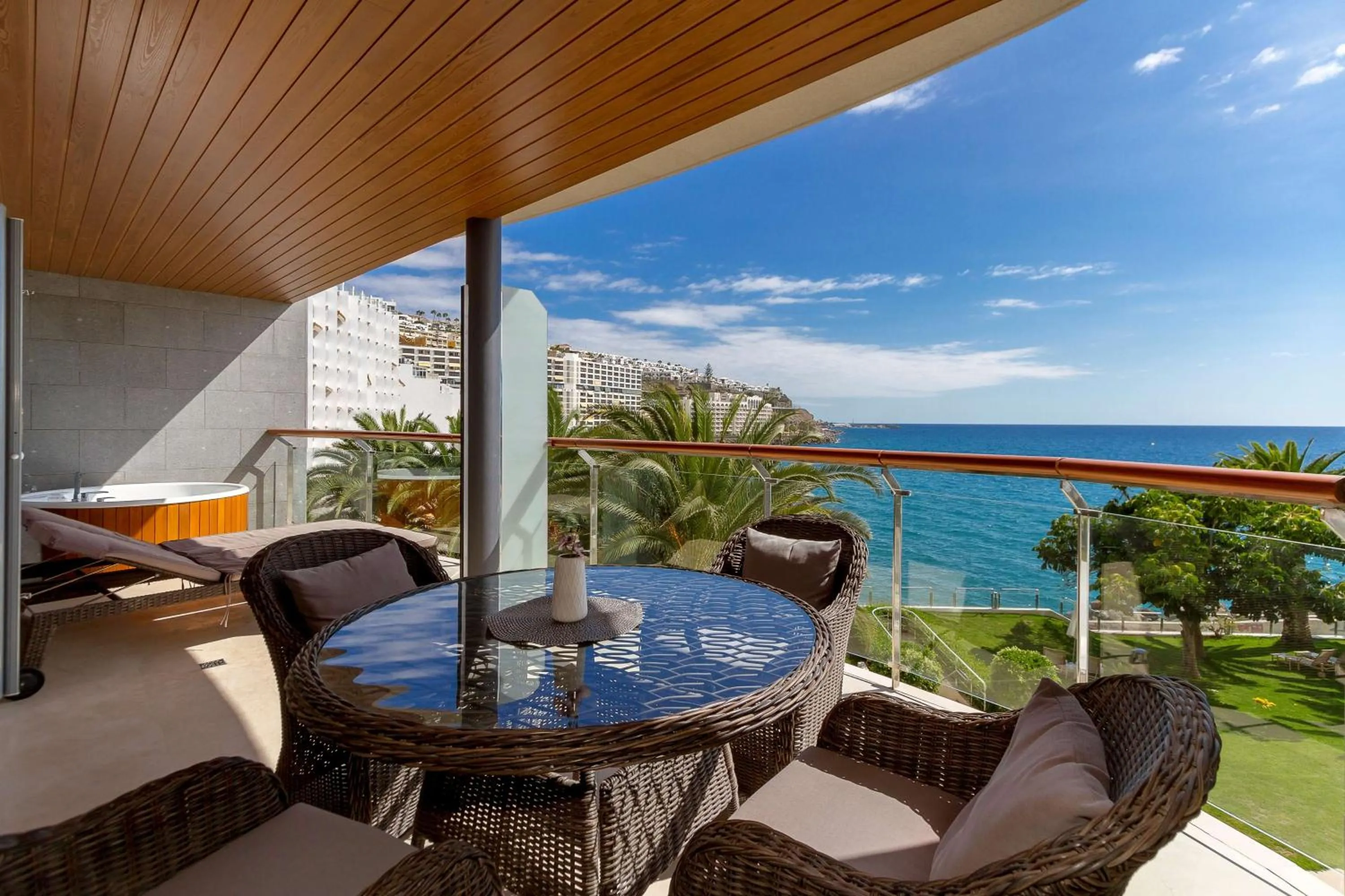 Suite- 2 Bedroom & Sea View in Radisson Blu Resort Gran Canaria