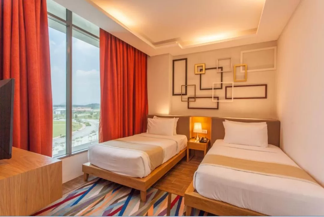 Studio Suite Twin in Casuarina@Meru