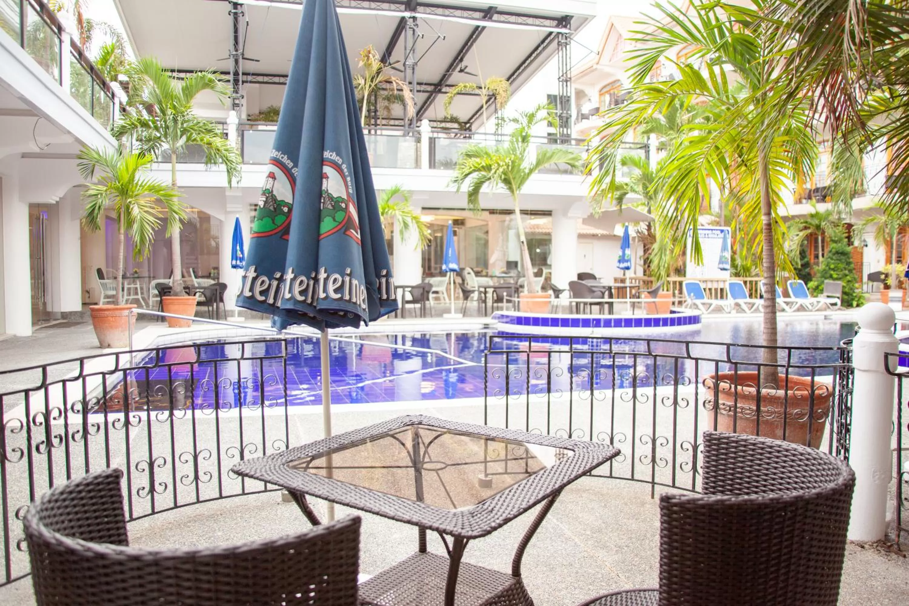 Double Room with Pool View in Clarkton Hotel Apartment