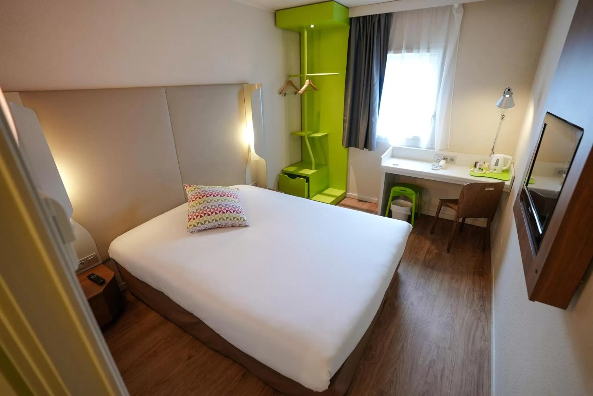 Superior Double Room in Hotel Campanile Roissy