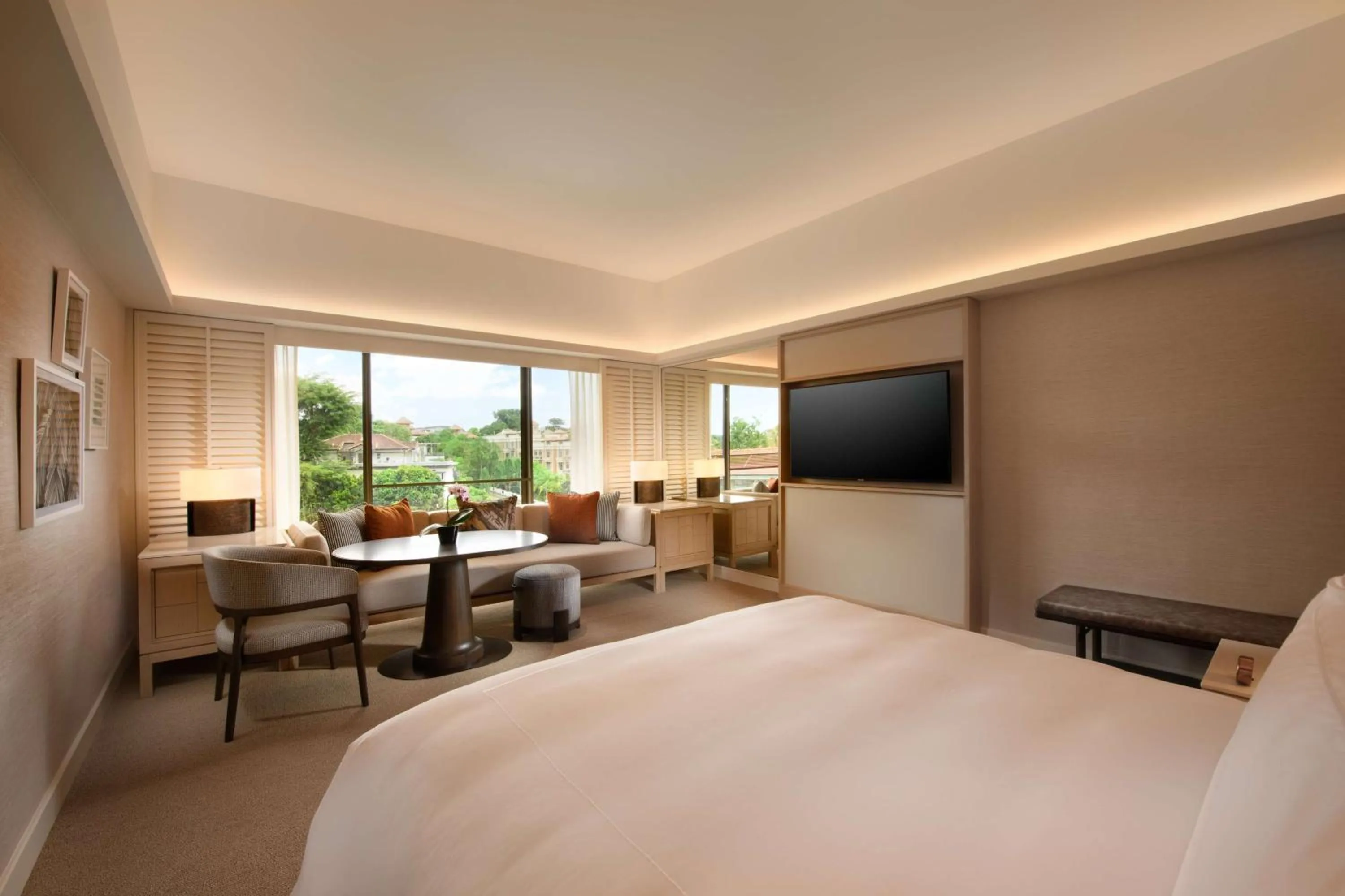 King Room - Mobility Accessible  in Conrad Singapore Orchard