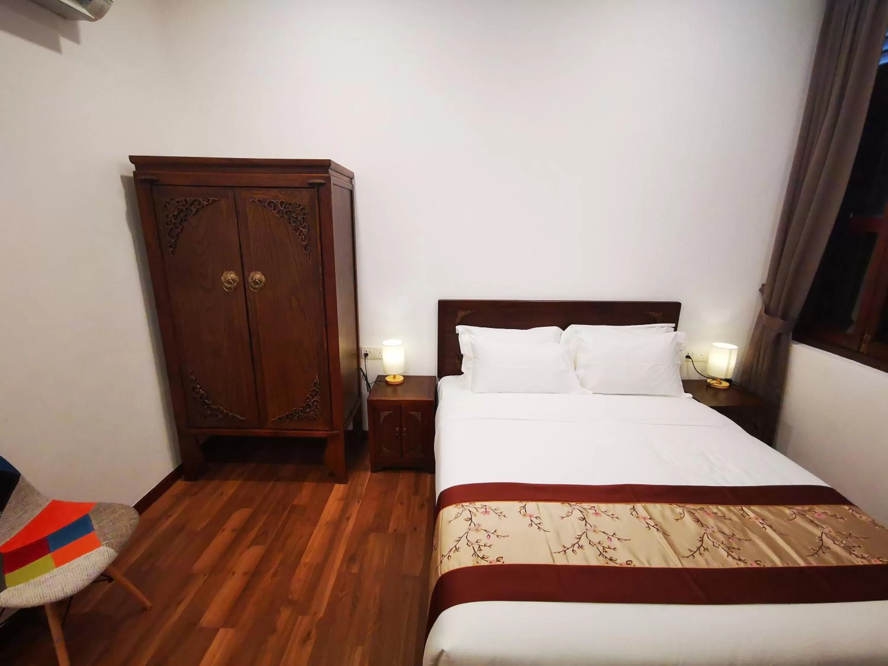 Superior Queen Room in Mclane Boutique Hotel