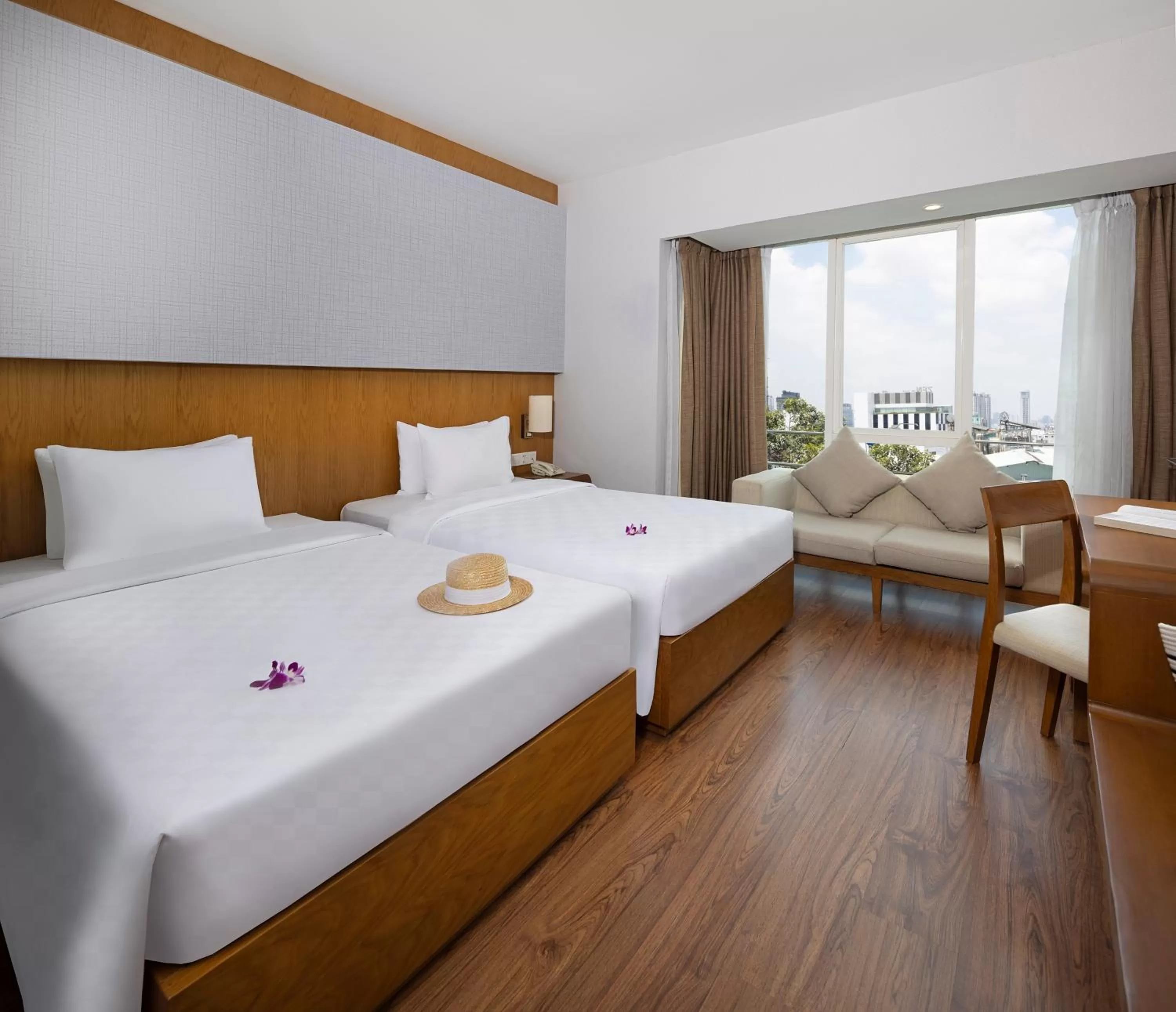 Premier Deluxe Twin - Free Mini Bar in Harmony Saigon Hotel & Spa