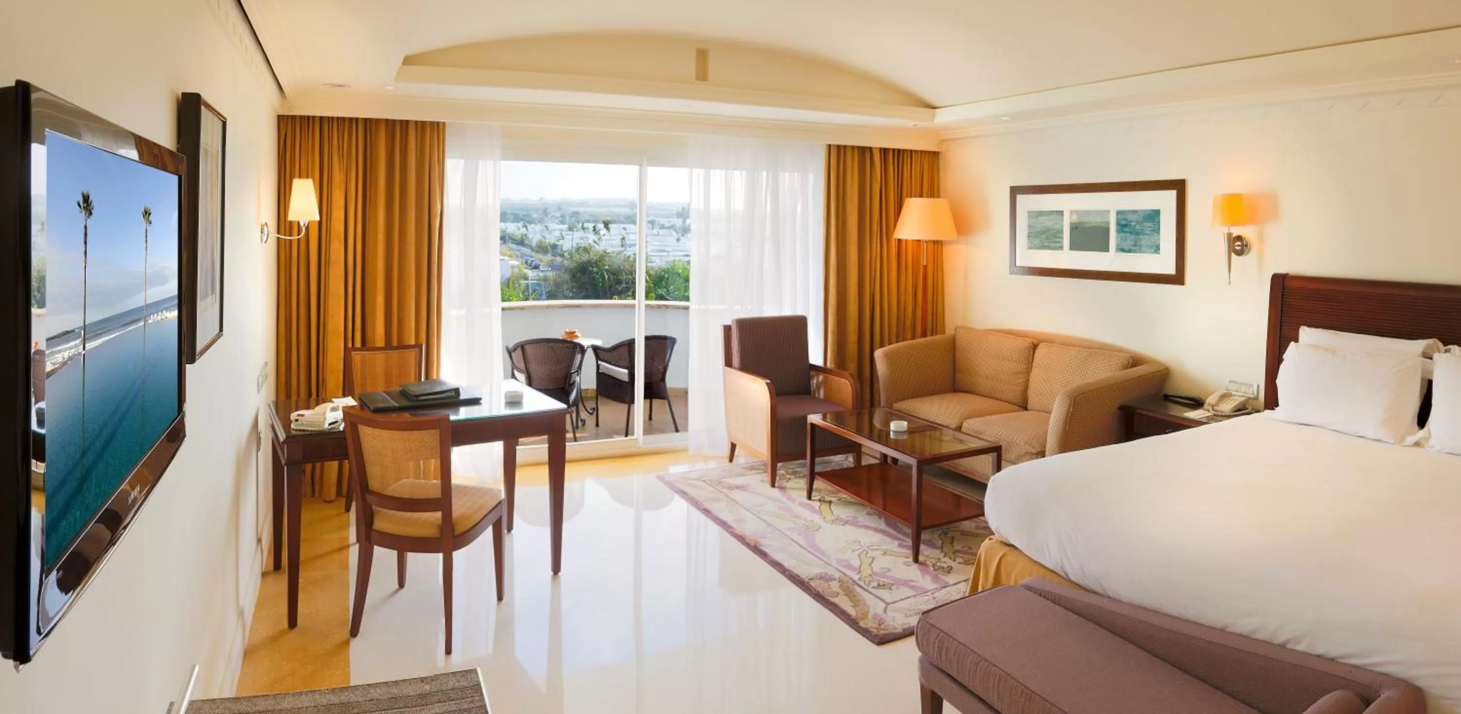 Superior Double Room in L' Amphitrite Palace Beach Resort & Spa