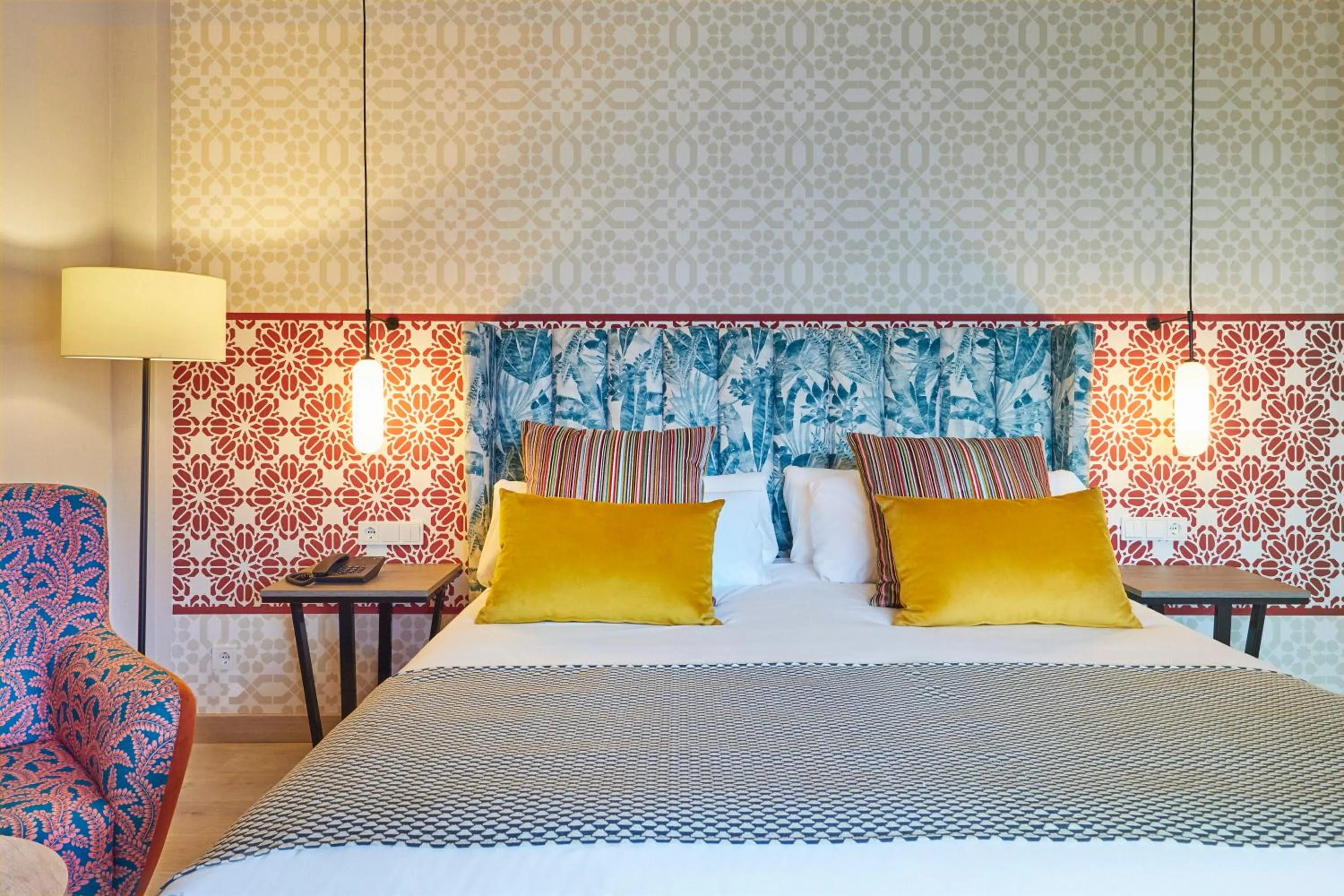 Superior Triple Room in Hesperia Sevilla