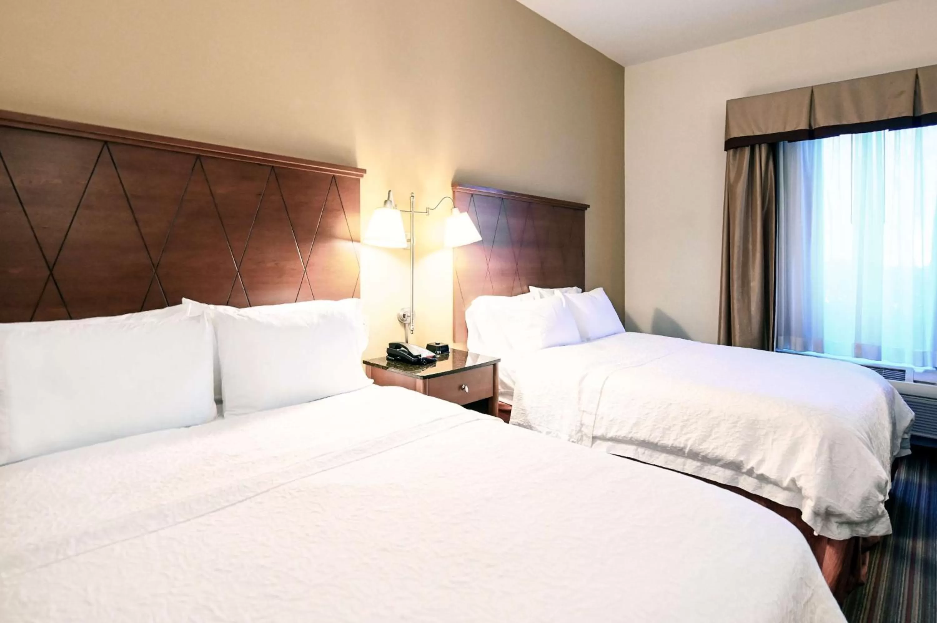 Room with Two Queen Beds - Non-Smoking in Hampton Inn Hampton-Newport News