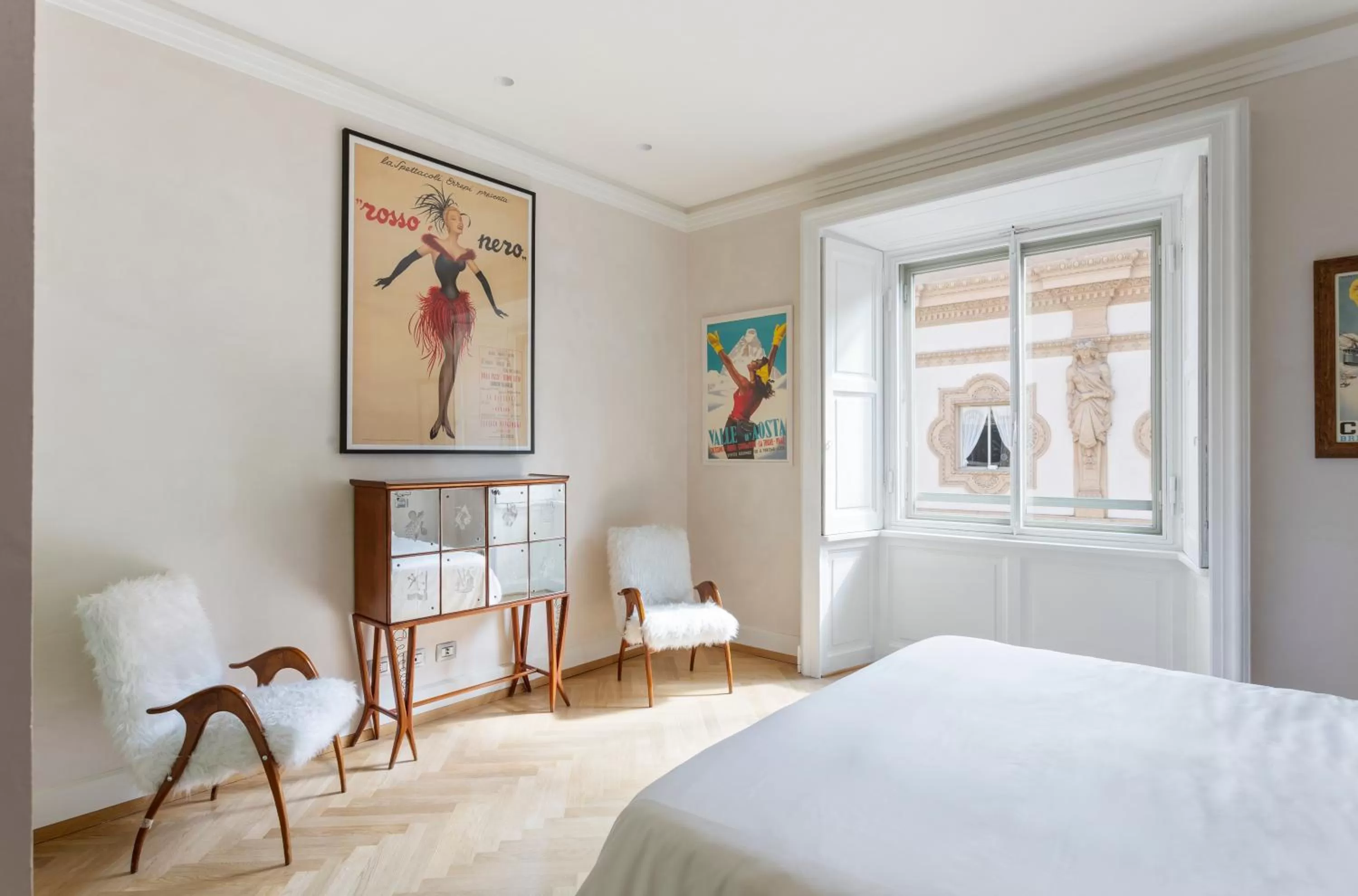 Deluxe Room with Gallery View in Galleria Vik Milano - Townhouse Galleria - Small Luxury Hotels of the World