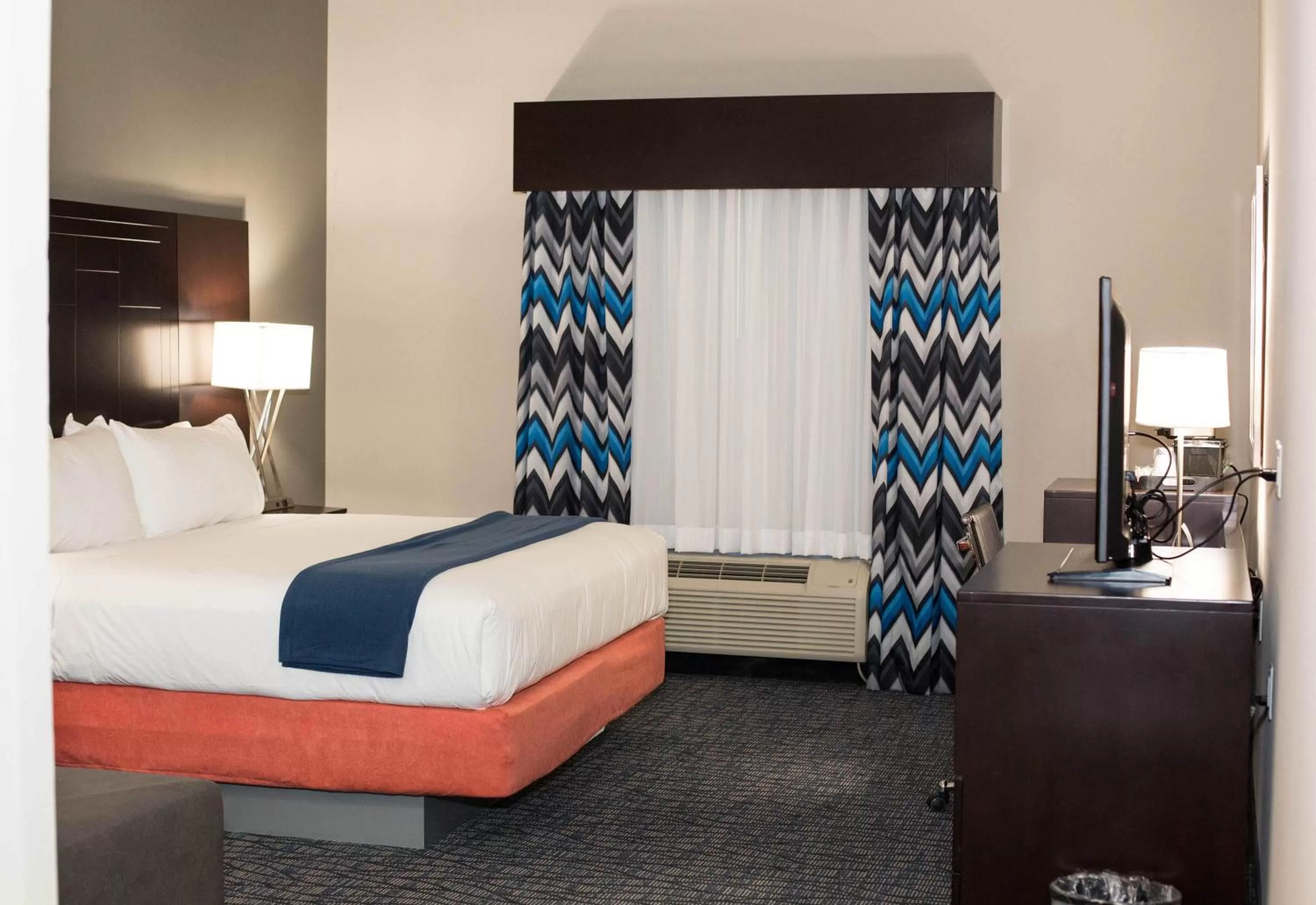 Holiday Inn Express & Suites Oklahoma City Southeast - I-35 by IHG