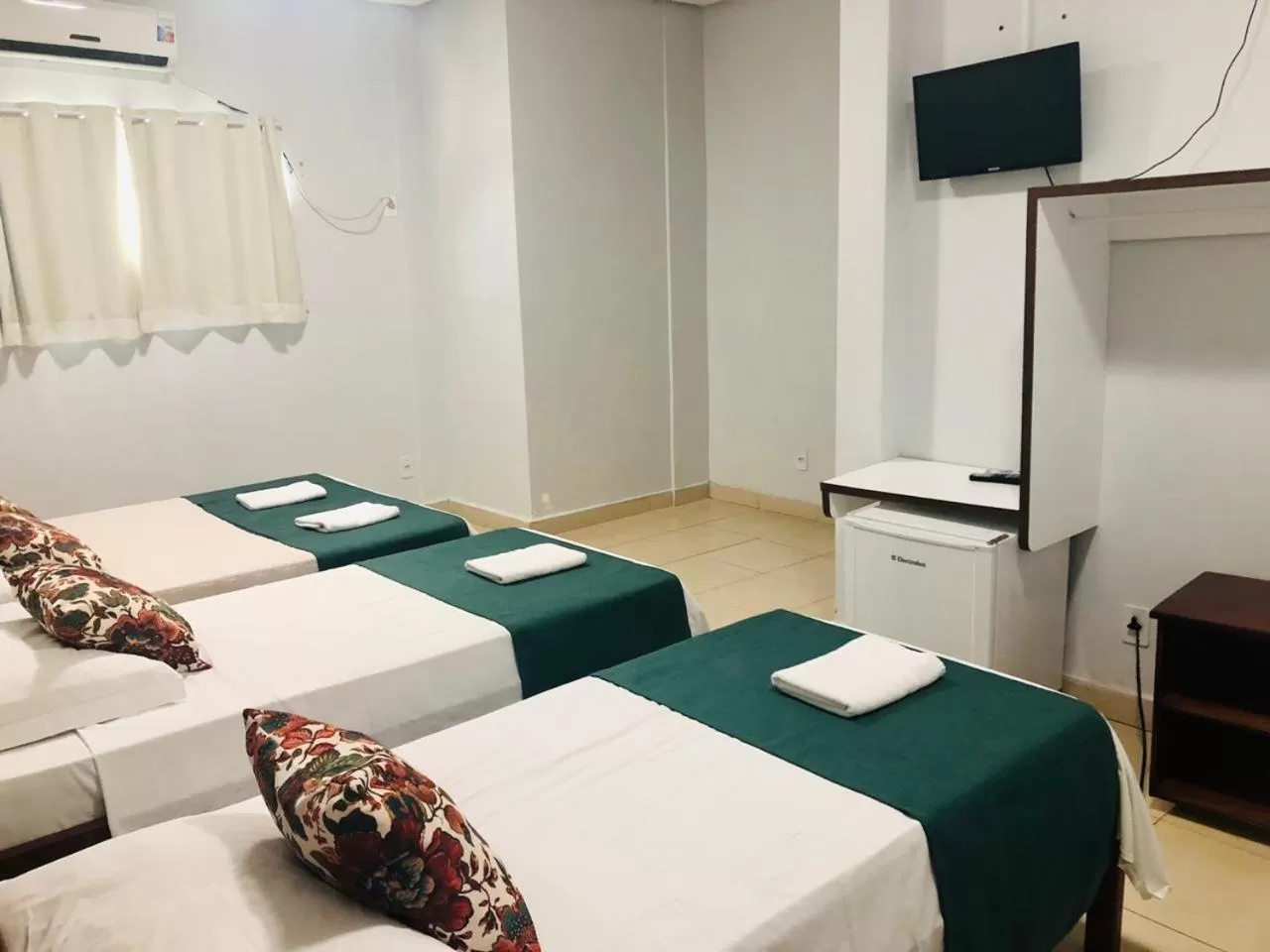 Quadruple Room - single occupancy in Mais Hotel