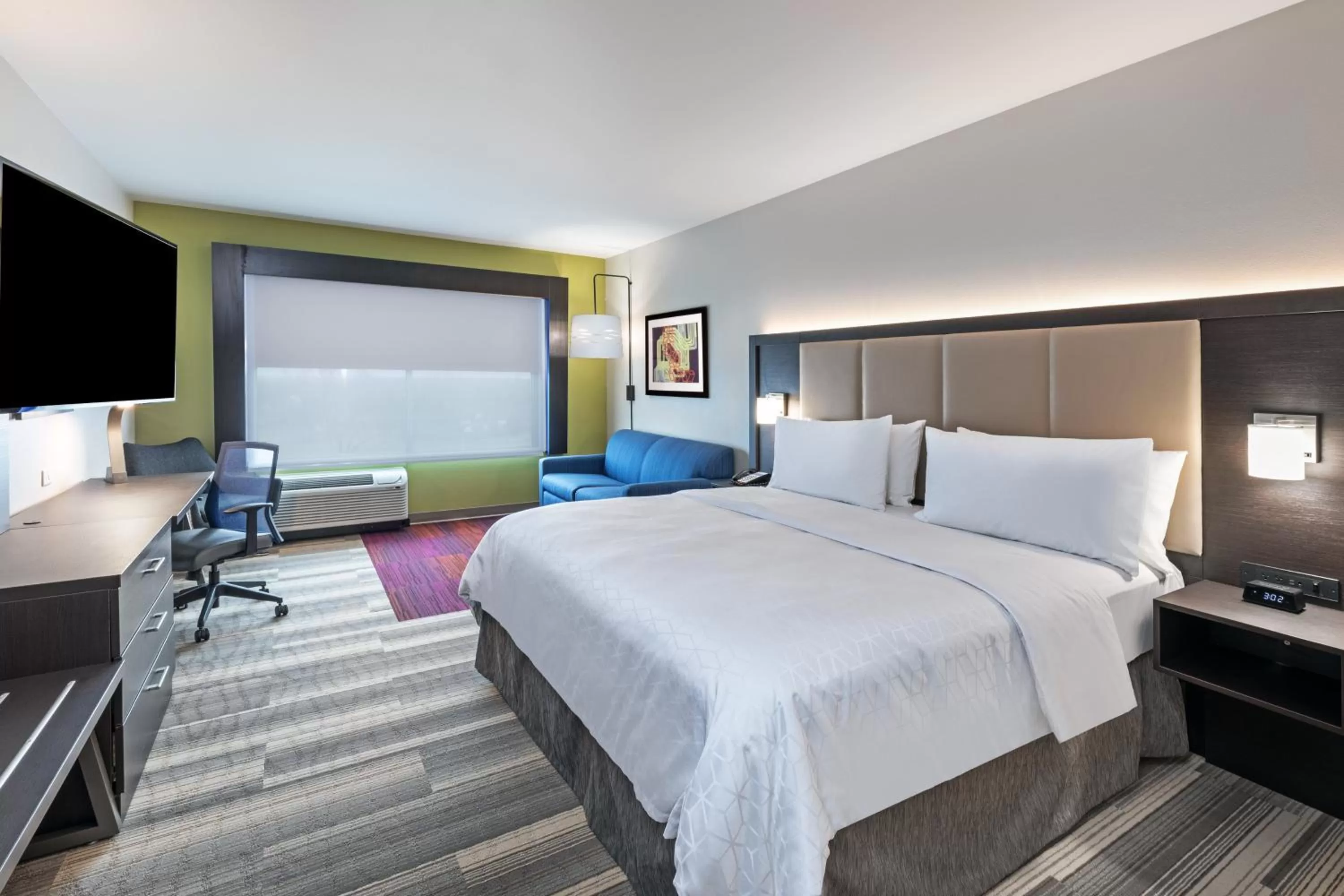 King Suite - Communication Accessible in Holiday Inn Express & Suites Purcell by IHG