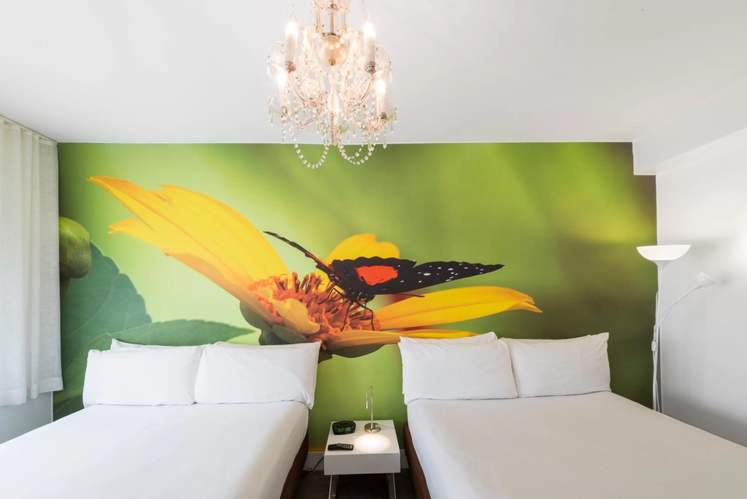 Traditional Two Queen Beds in Penguin Hotel