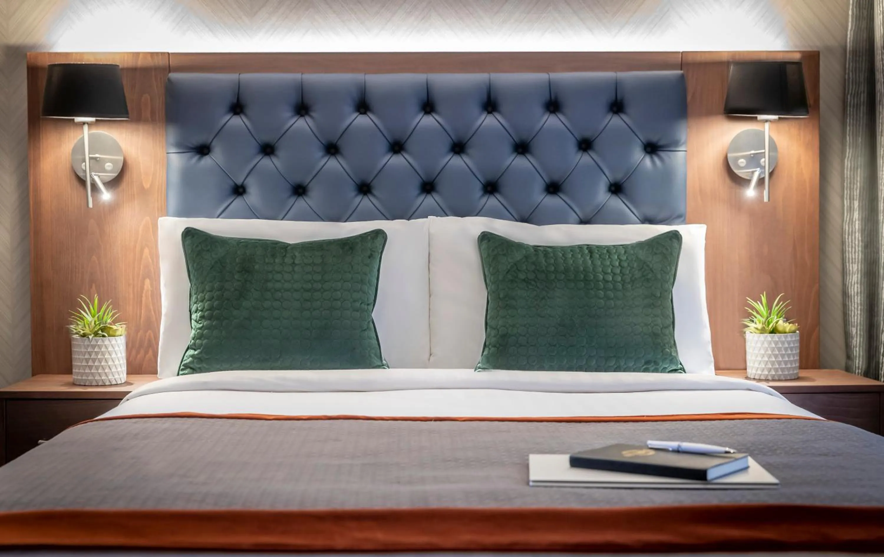 Double Room in The Fleet