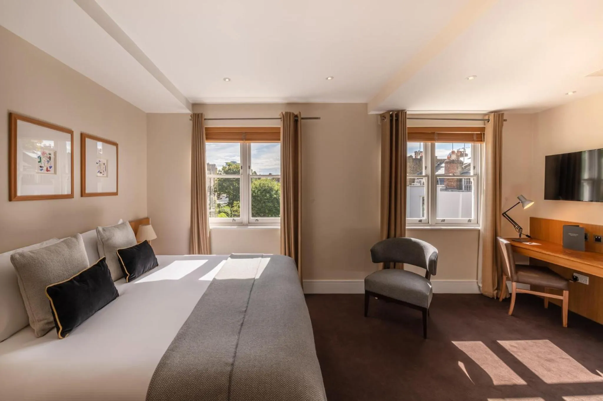 Superior King or Twin Room in The Resident Kensington