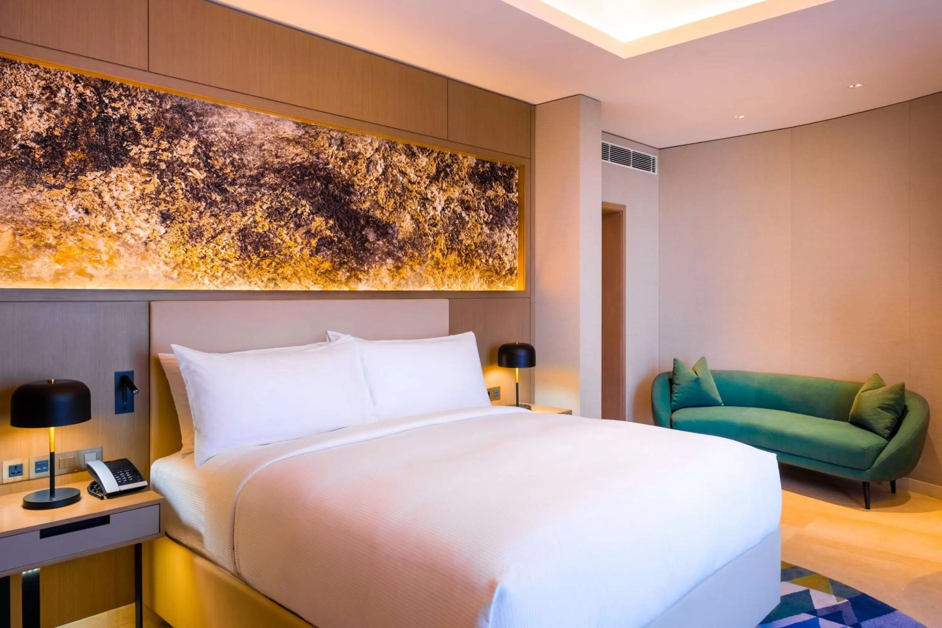 Business King Suite with River View in Hilton Kinshasa