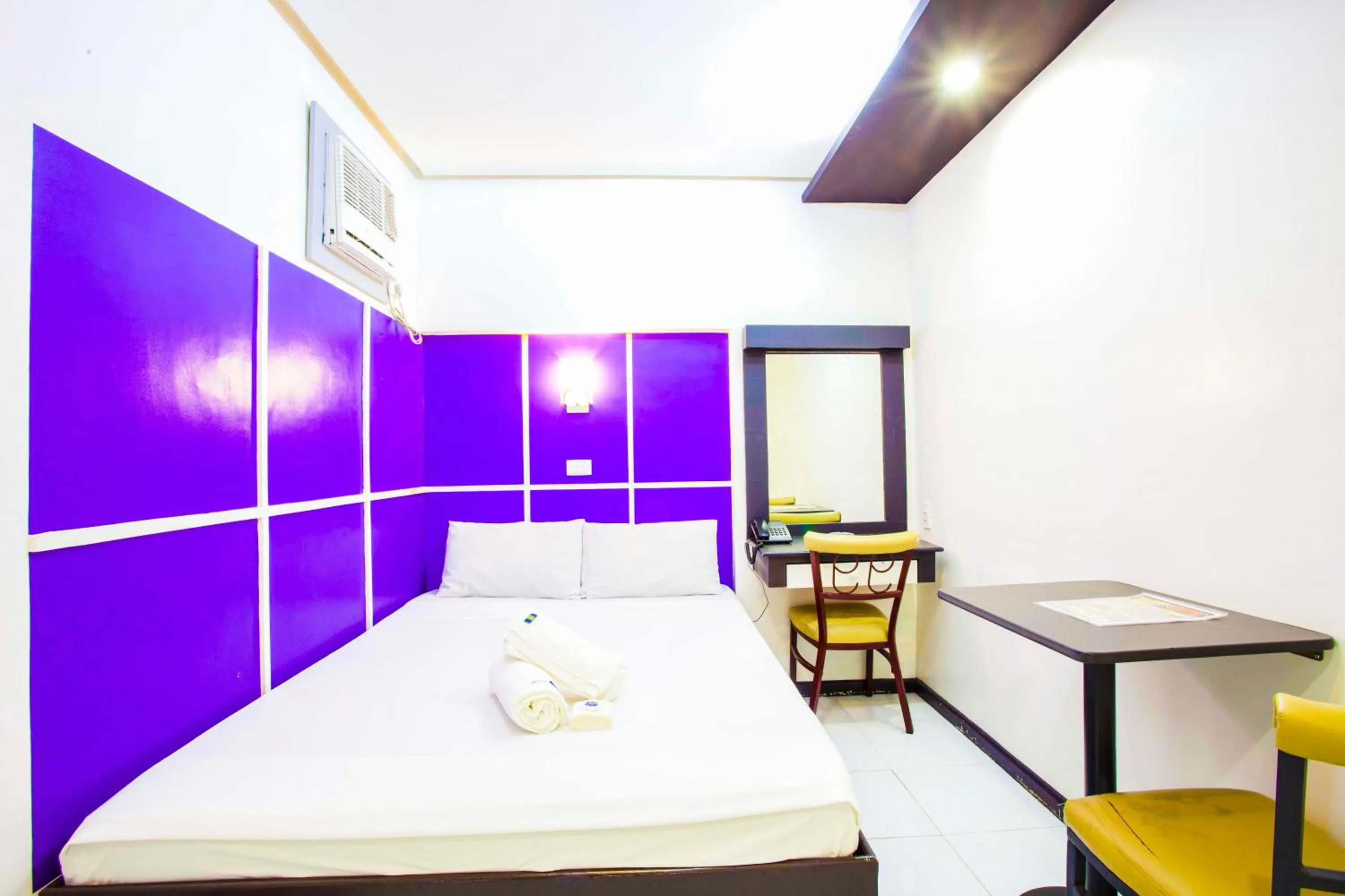 Fiesta Room (No Window) in Hotel 99 Cubao