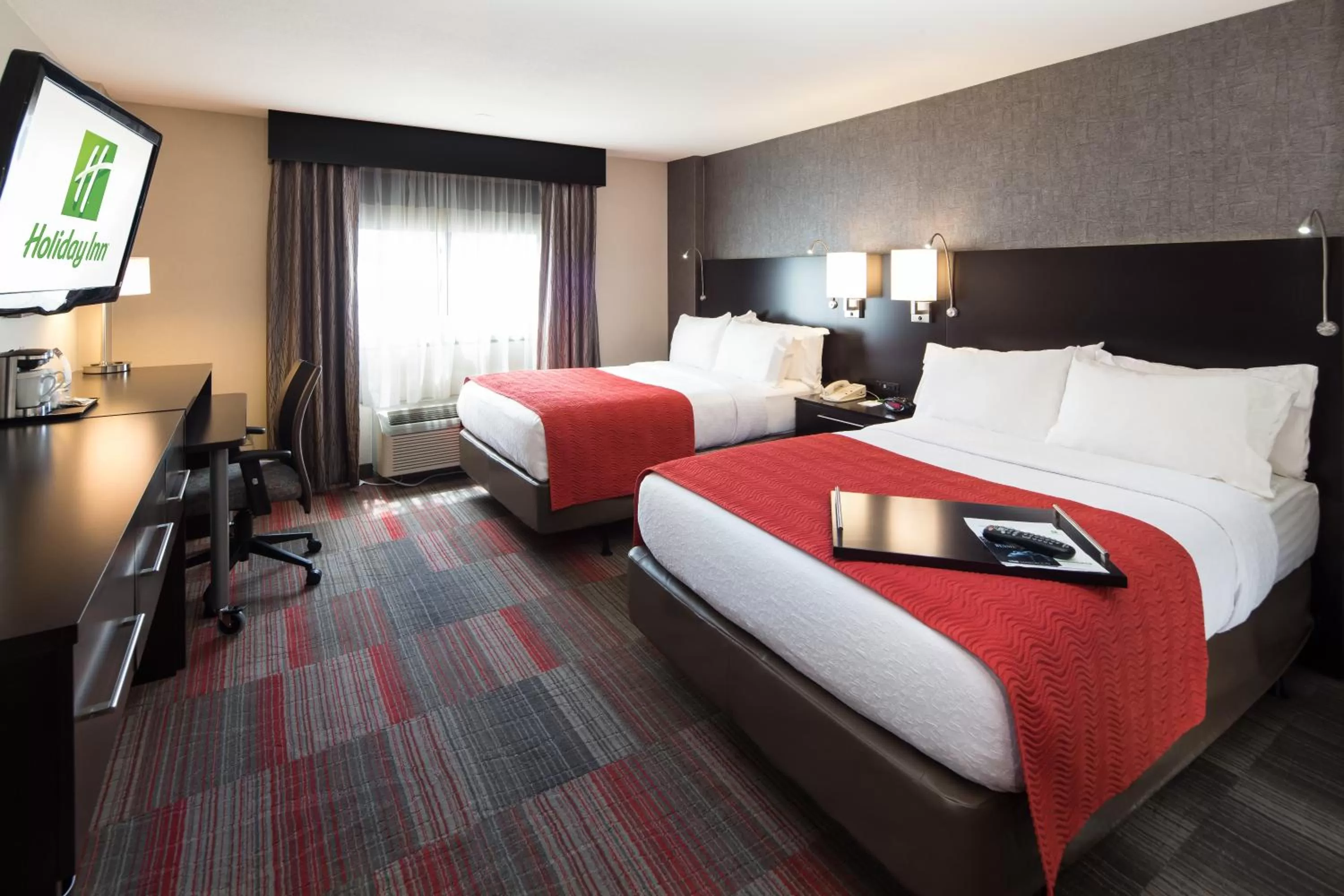 Twin Room - Disability Access in Holiday Inn Milwaukee Riverfront by IHG