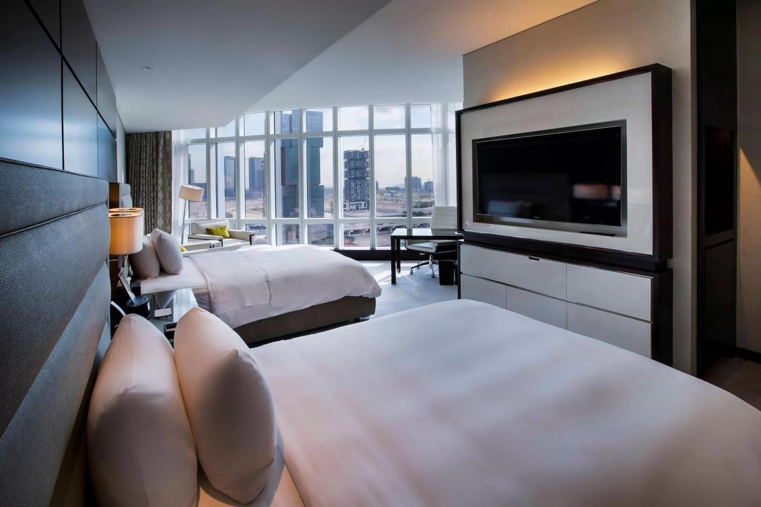 Executive Twin Room - City View in Rosewood Abu Dhabi