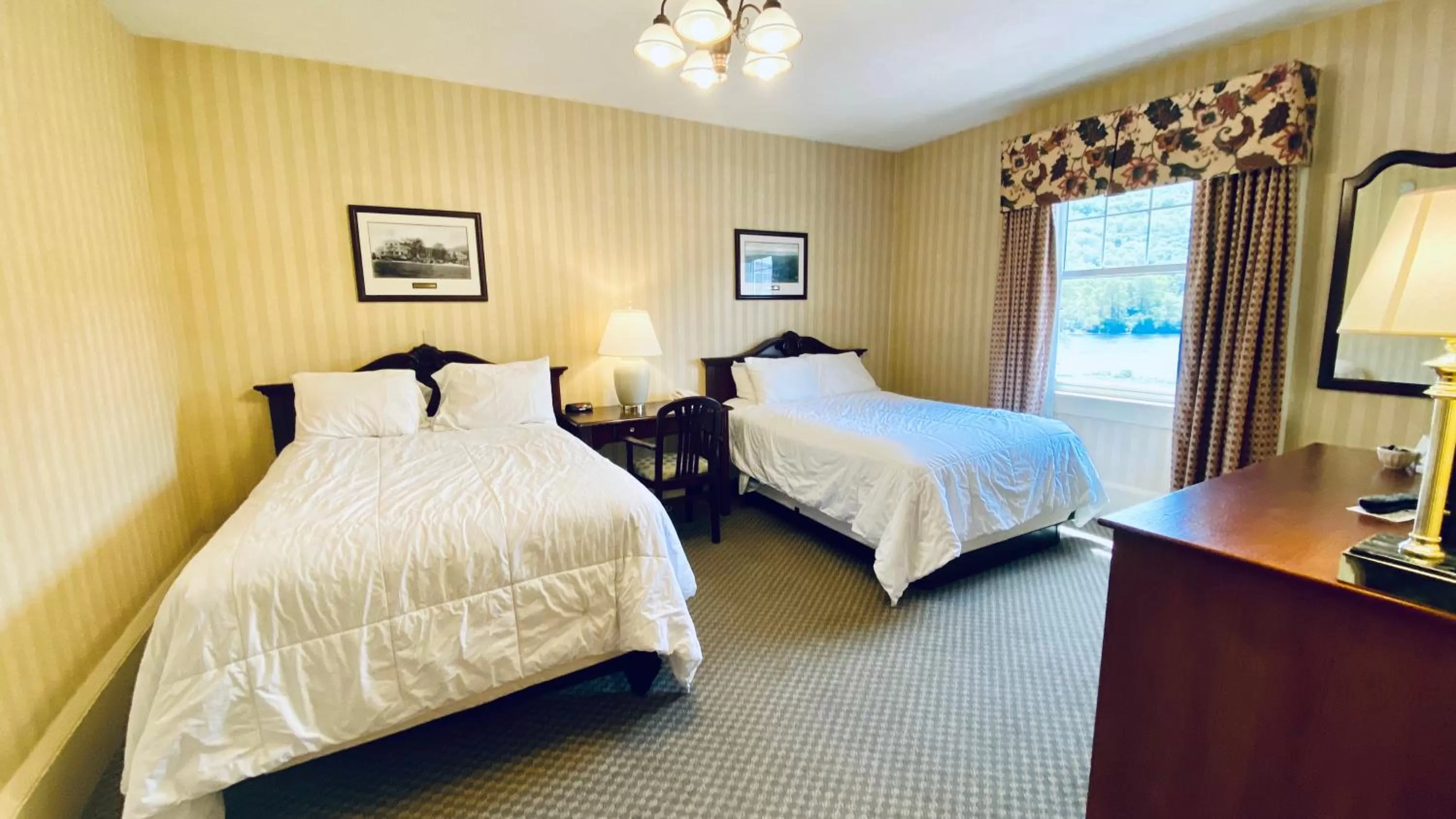 Double Room with Two Double Beds and Riverview  in Shawnee Inn and Golf Resort