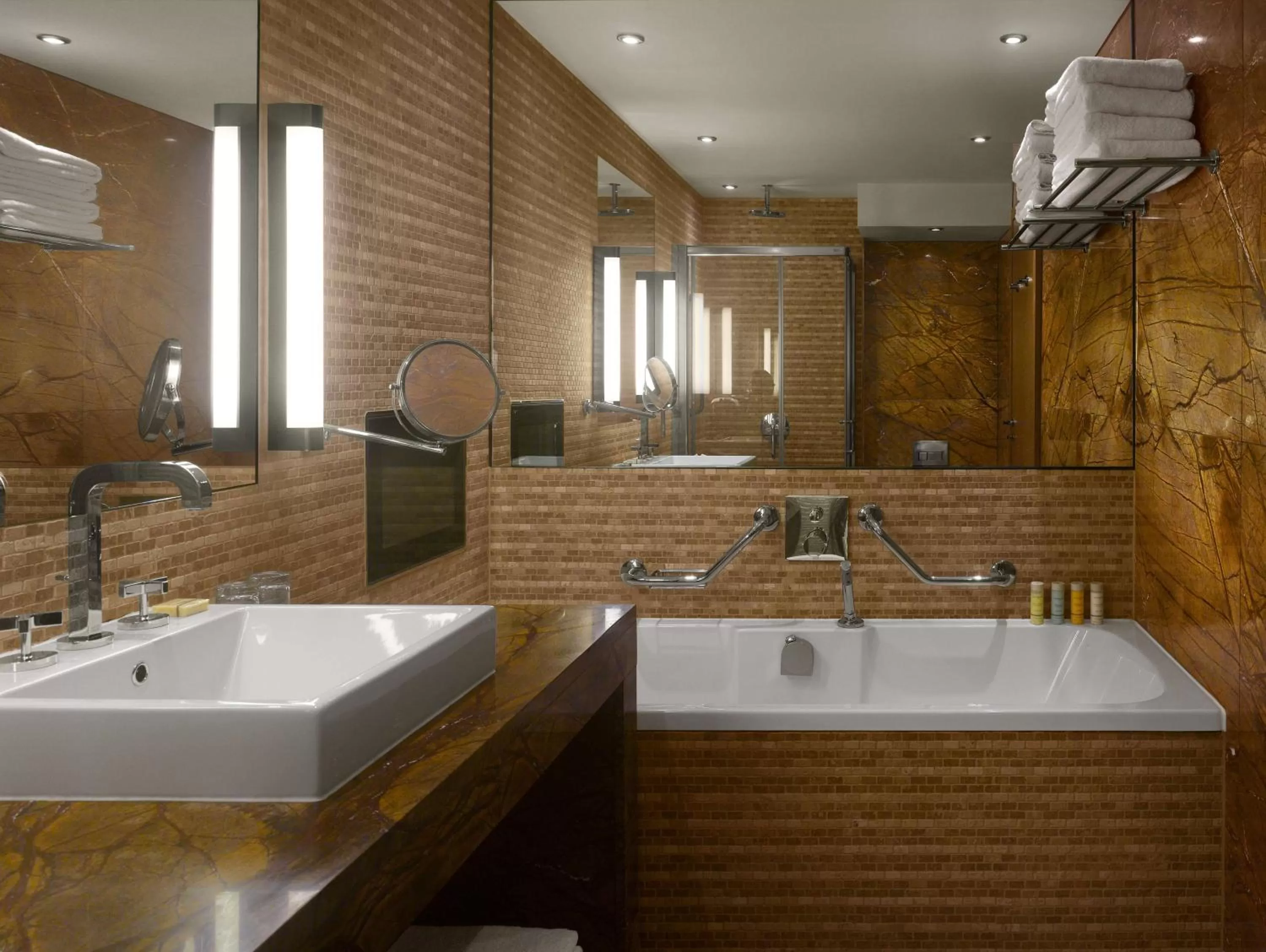 Suite in Radisson Blu Royal Hotel Dublin