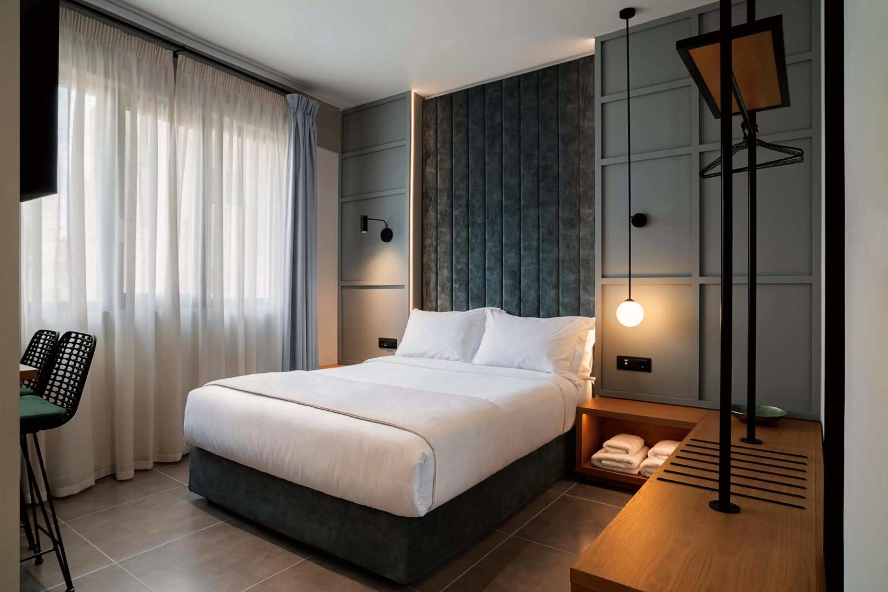 Deluxe Room in Bob W Athens Akadimia