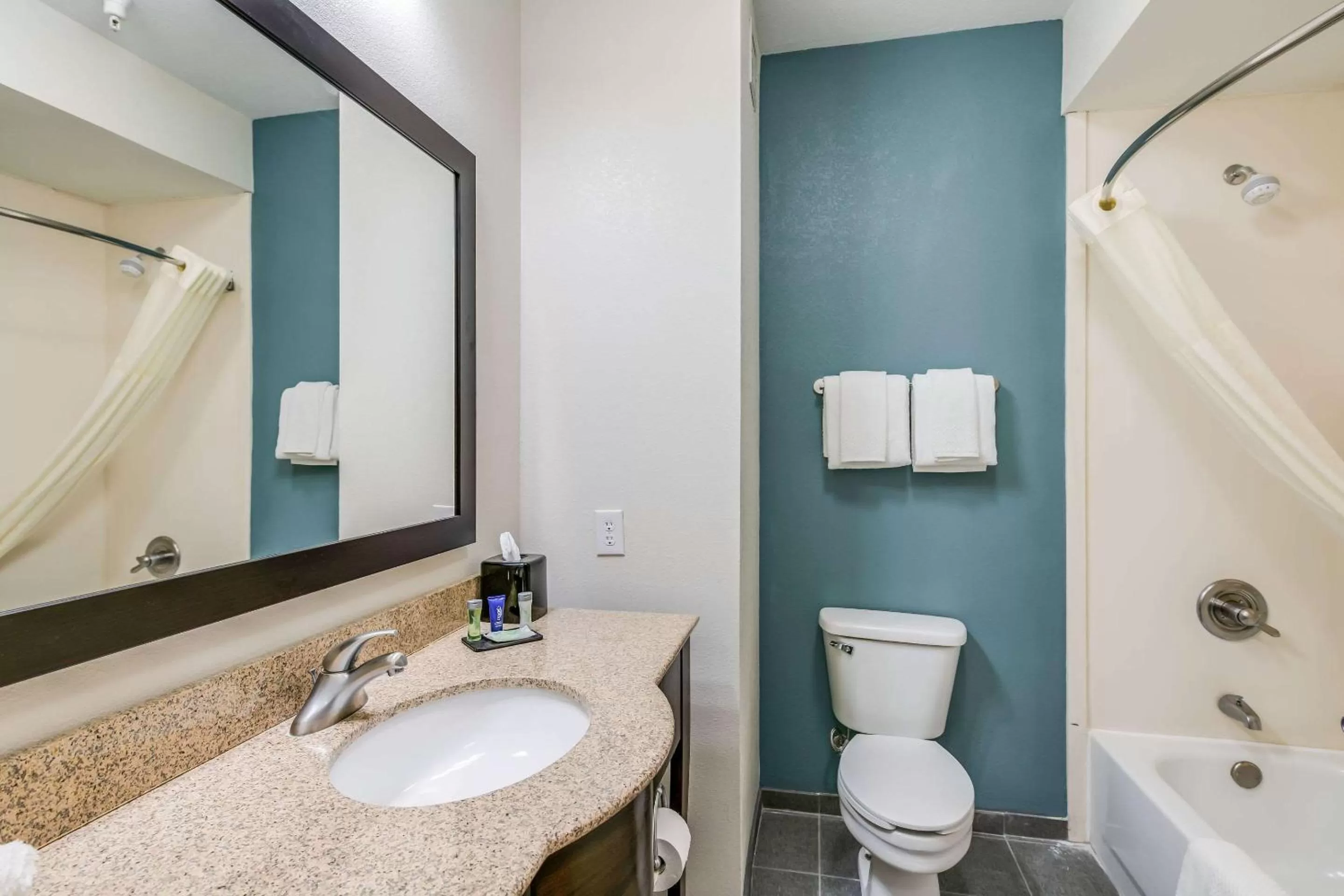 Standard Queen Room with Two Queen Beds - Non Smoking  in Sleep Inn