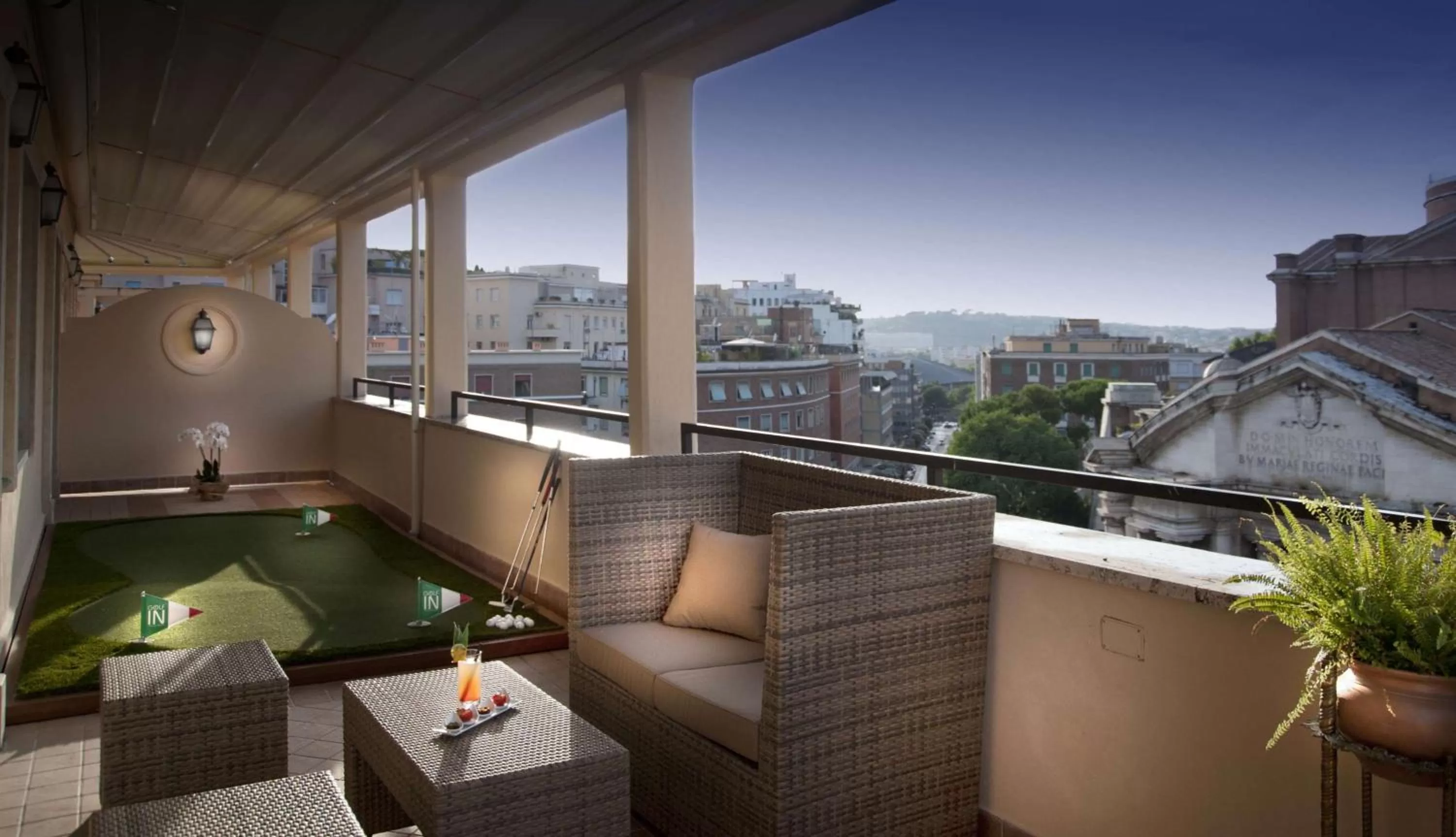 Presidential Suite with Terrace and Square View in Radisson Blu GHR Rome