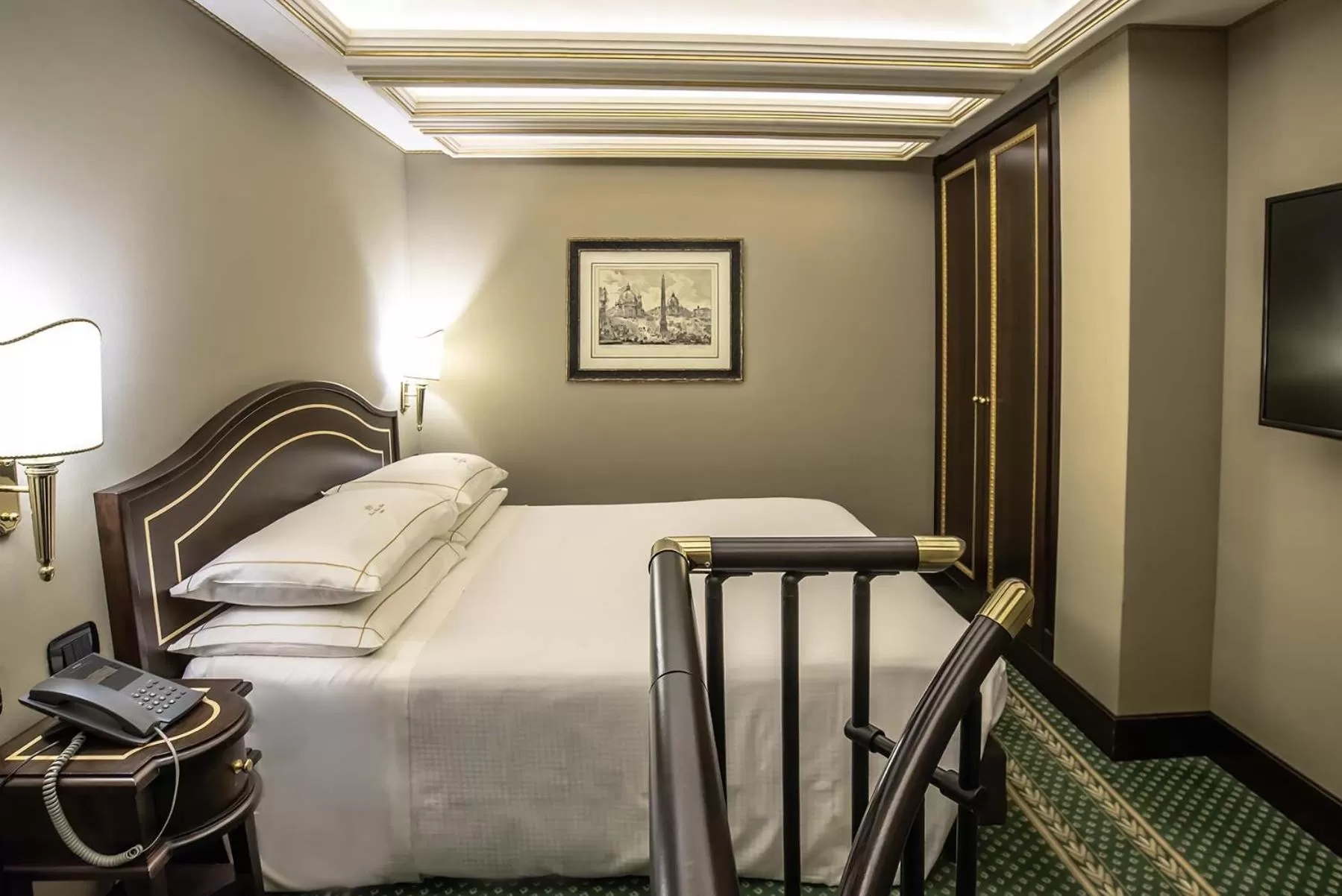 Premium Duplex Double Room in River Palace Hotel