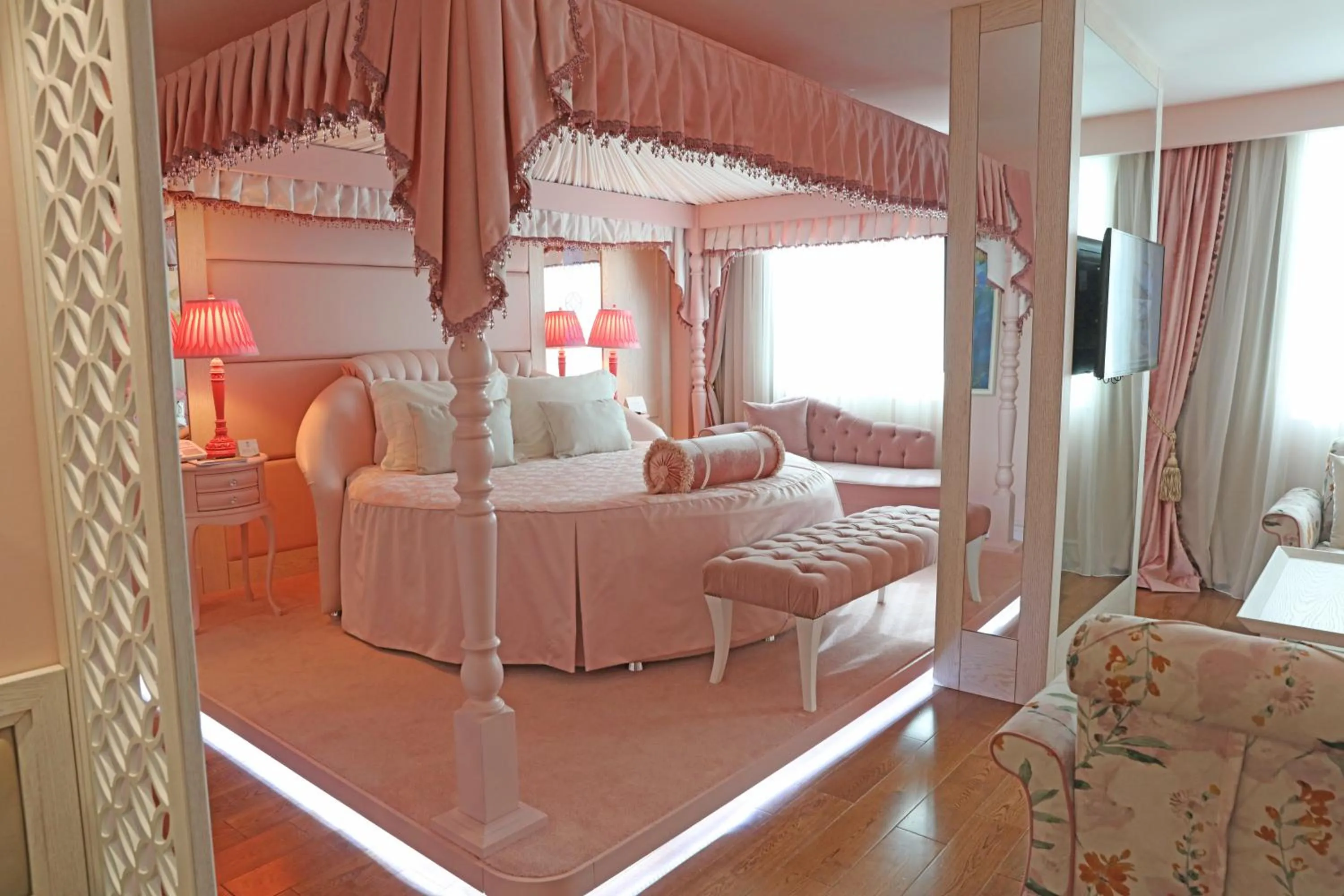 Honeymoon Suite in Latanya Hotel Ankara