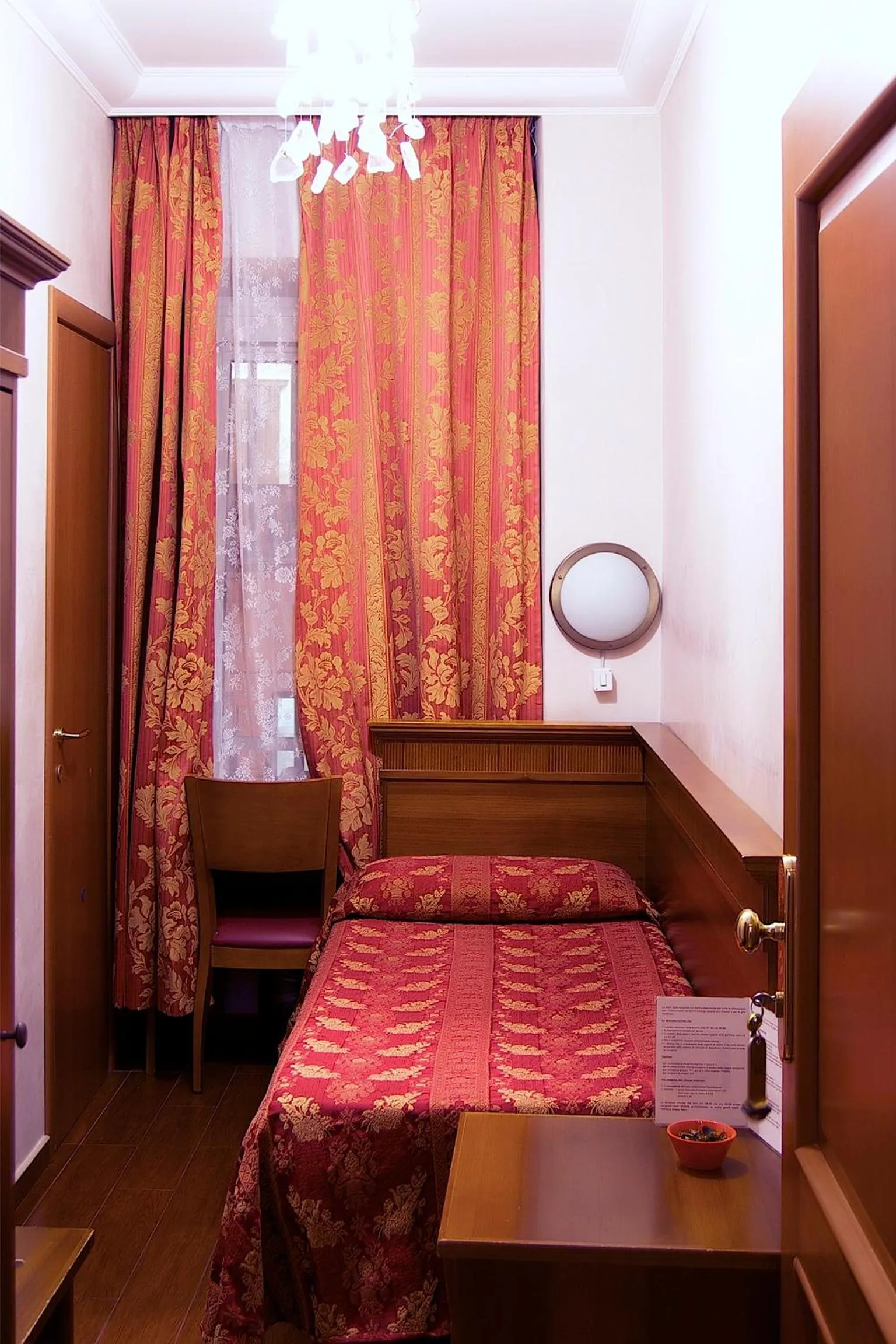 Single Room in Hotel Caravaggio