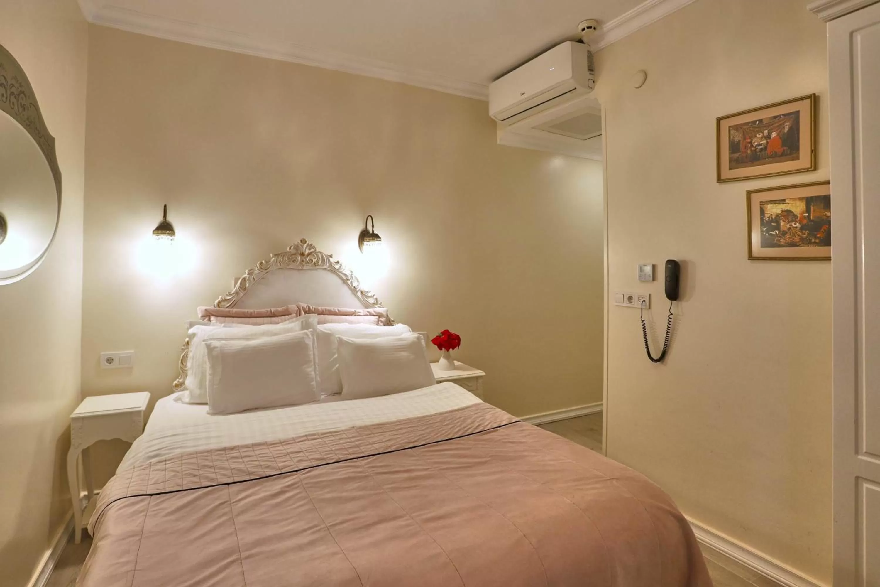 Deluxe Single Room - single occupancy in Celal Sultan Hotel Special Class