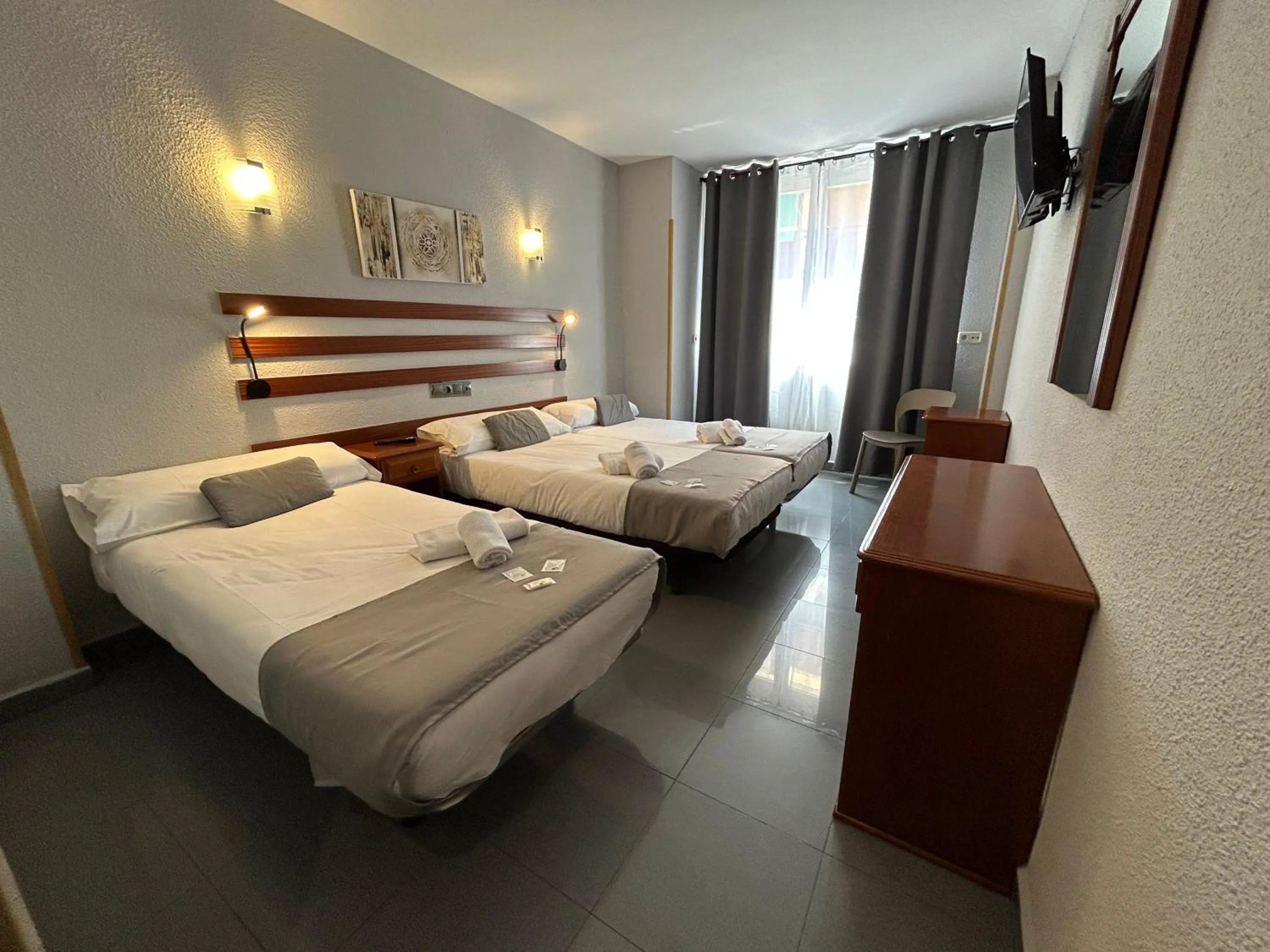 Triple Room in Hotel Valdemoro