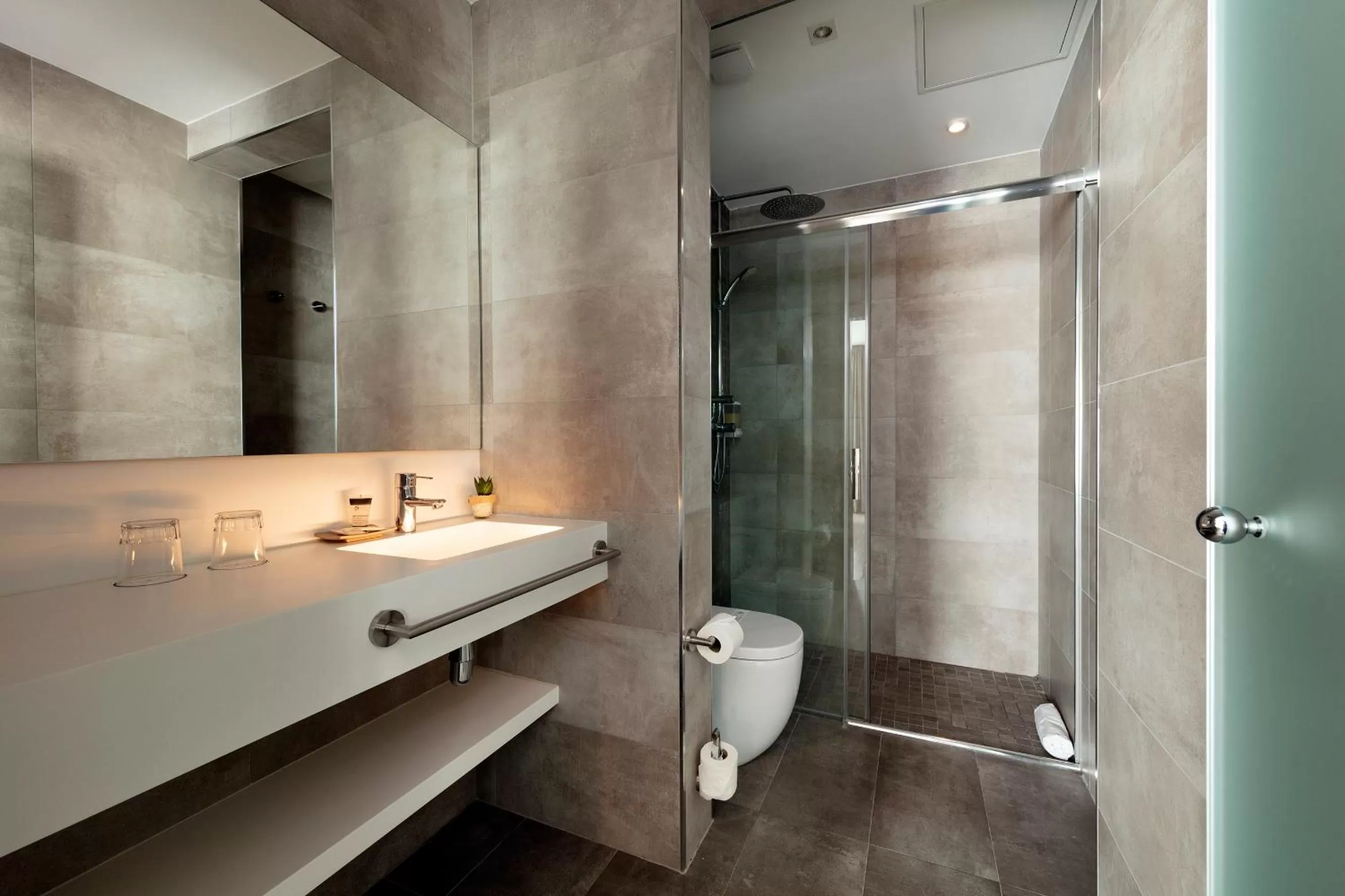 Superior Triple Room in Hotel Oasis