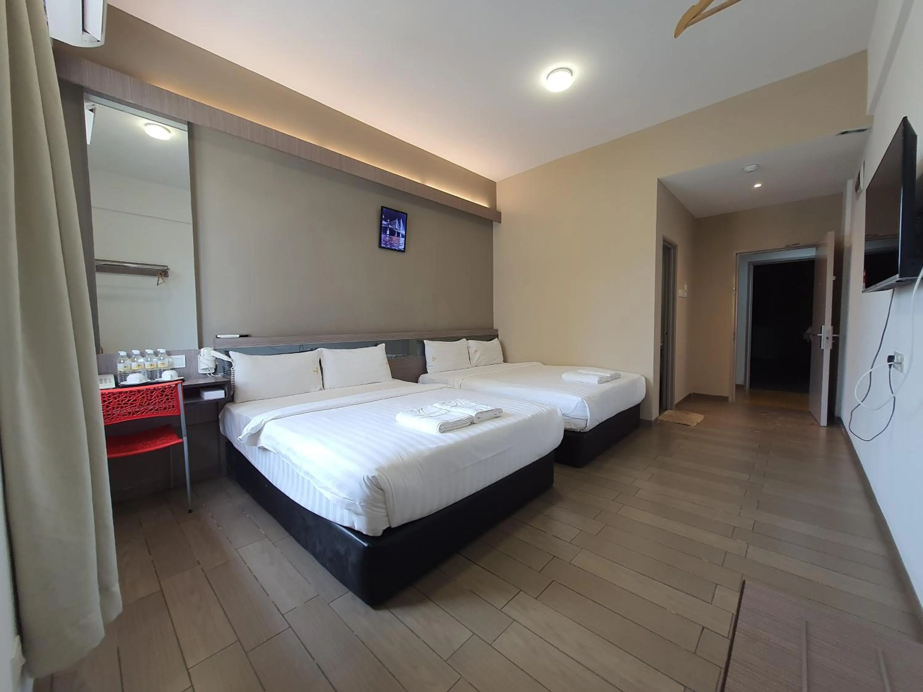 Family Quadruple Room in Hotel Golden View Nilai