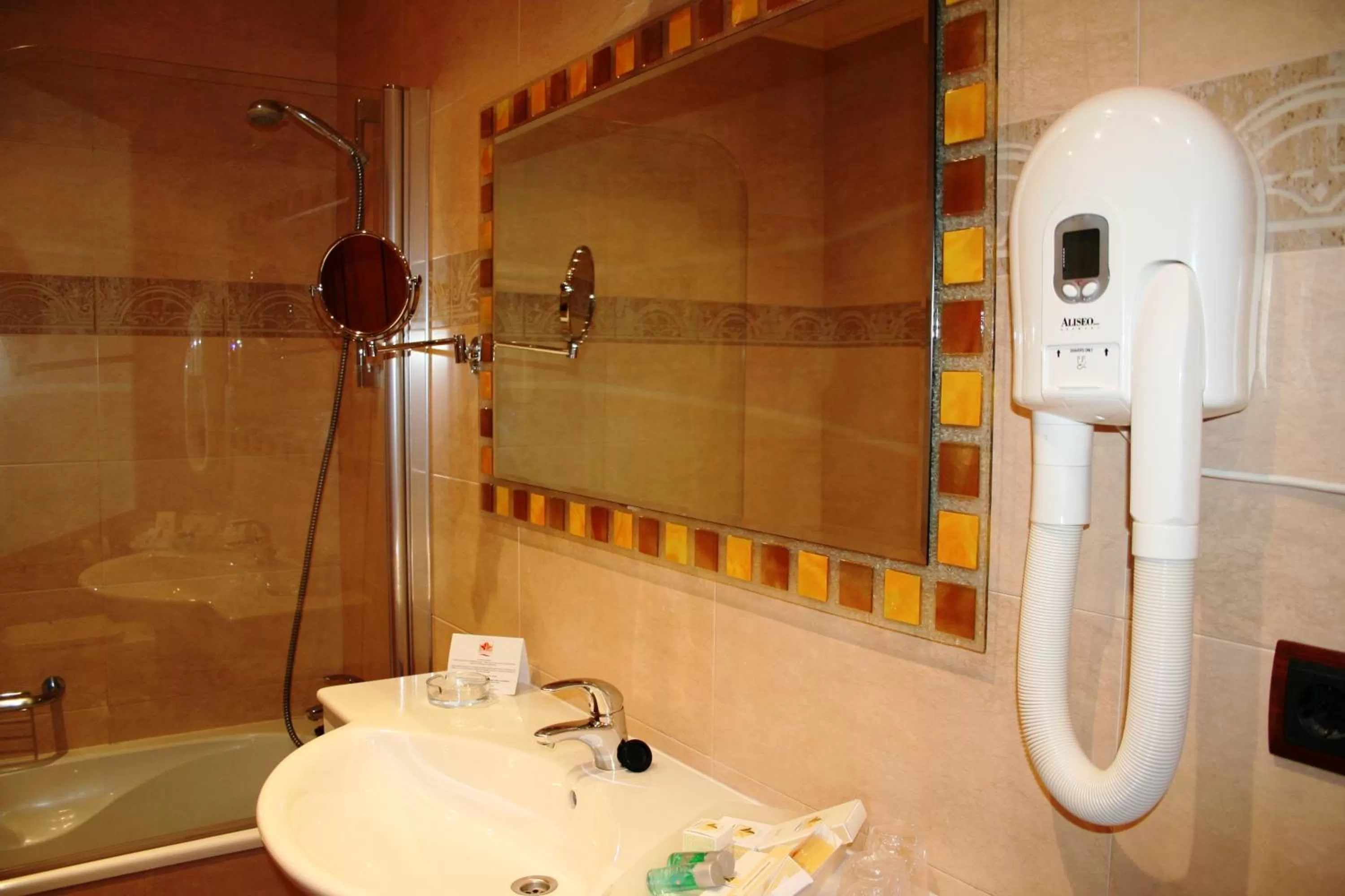 Deluxe Double Room in Hotel Palacio de la Magdalena