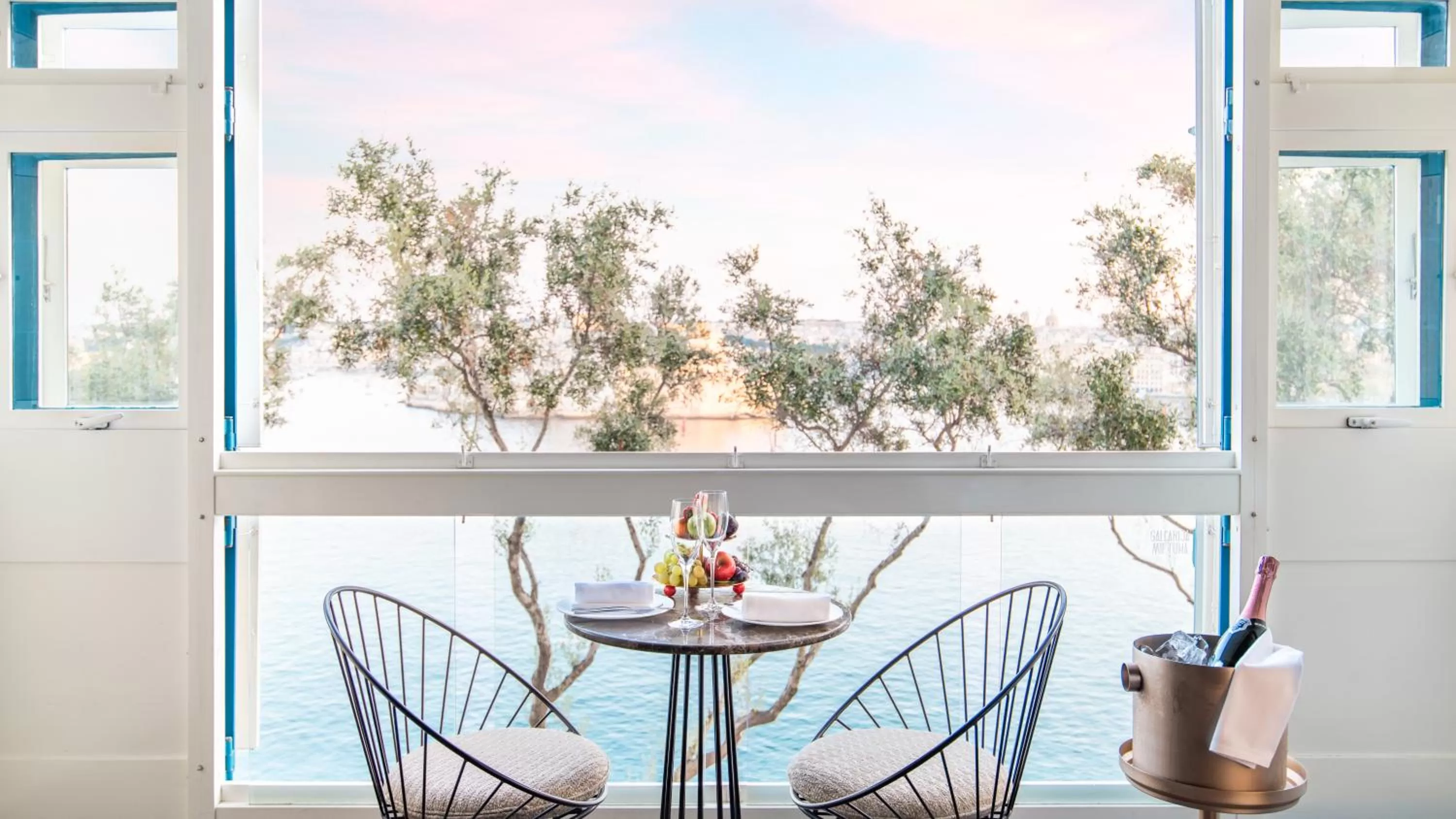 Two-Bedroom Suite in Iniala Harbour House