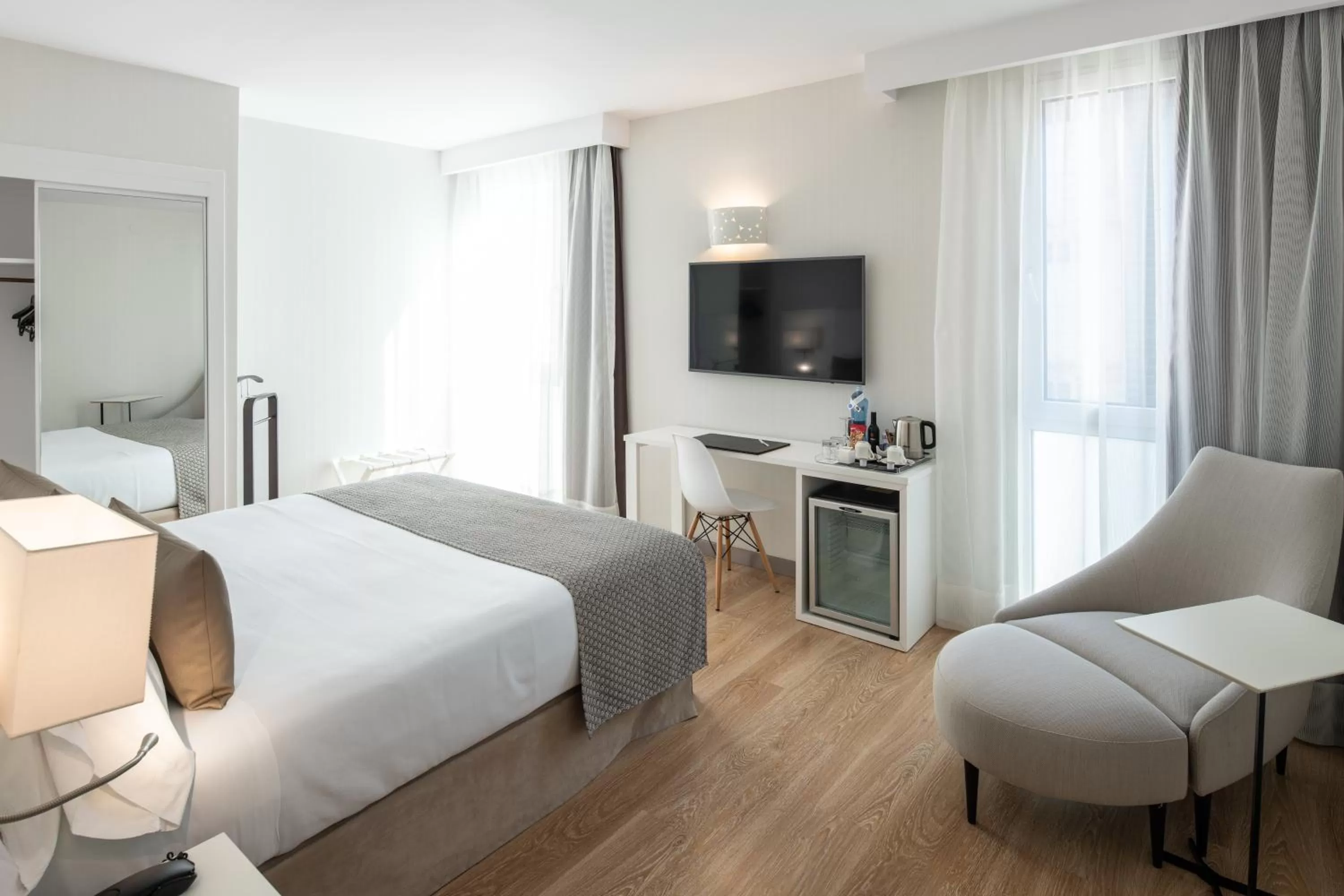 Superior Double Room in Catalonia Bristol